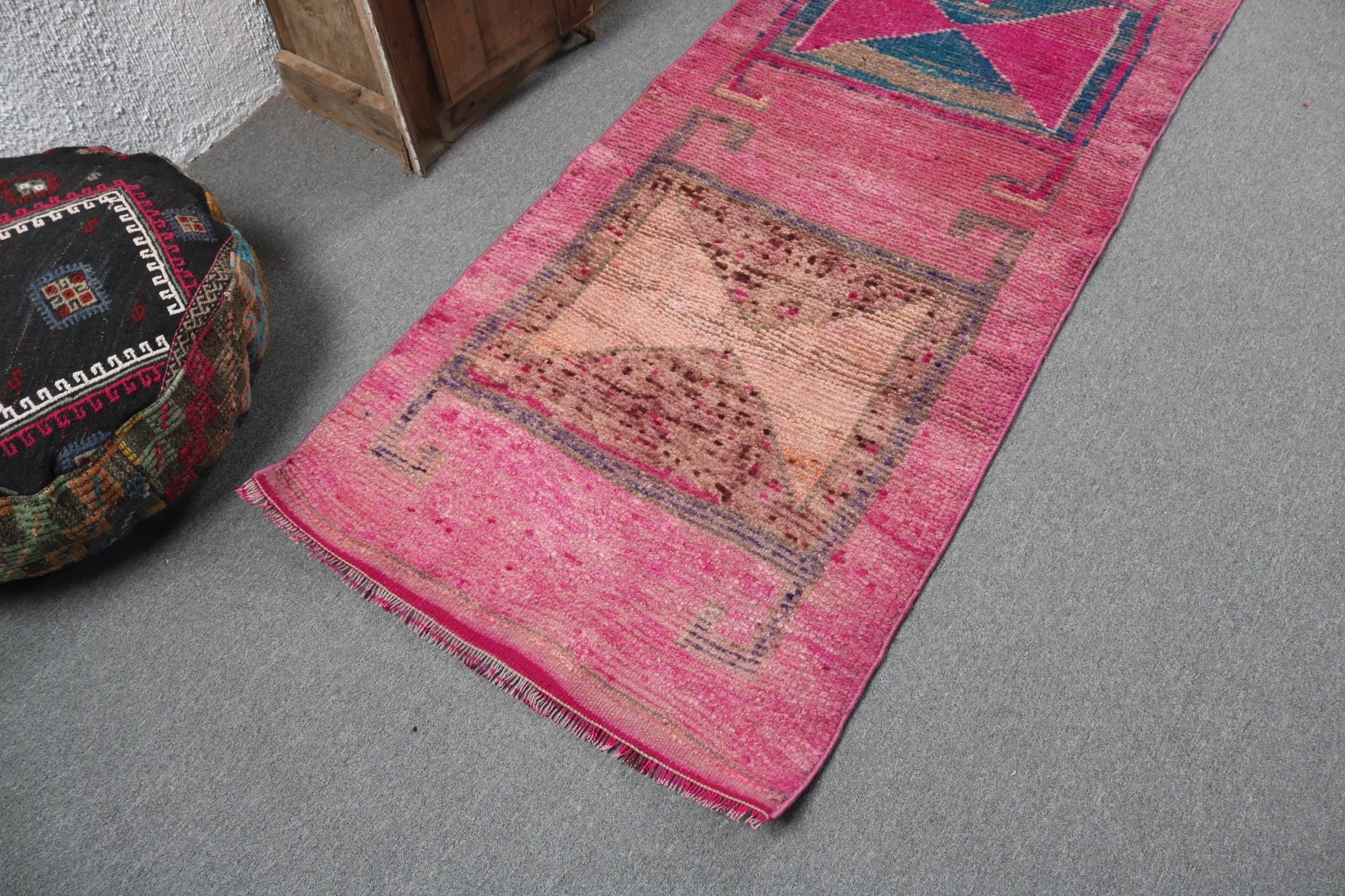 Anadolu Halısı, Beni Ourain Runner Halıları, Türk Halısı, Açıklama Halıları, Pembe Havalı Halılar, 2,7x8,8 ft Runner Halısı, Vintage Halı, Koridor Halıları