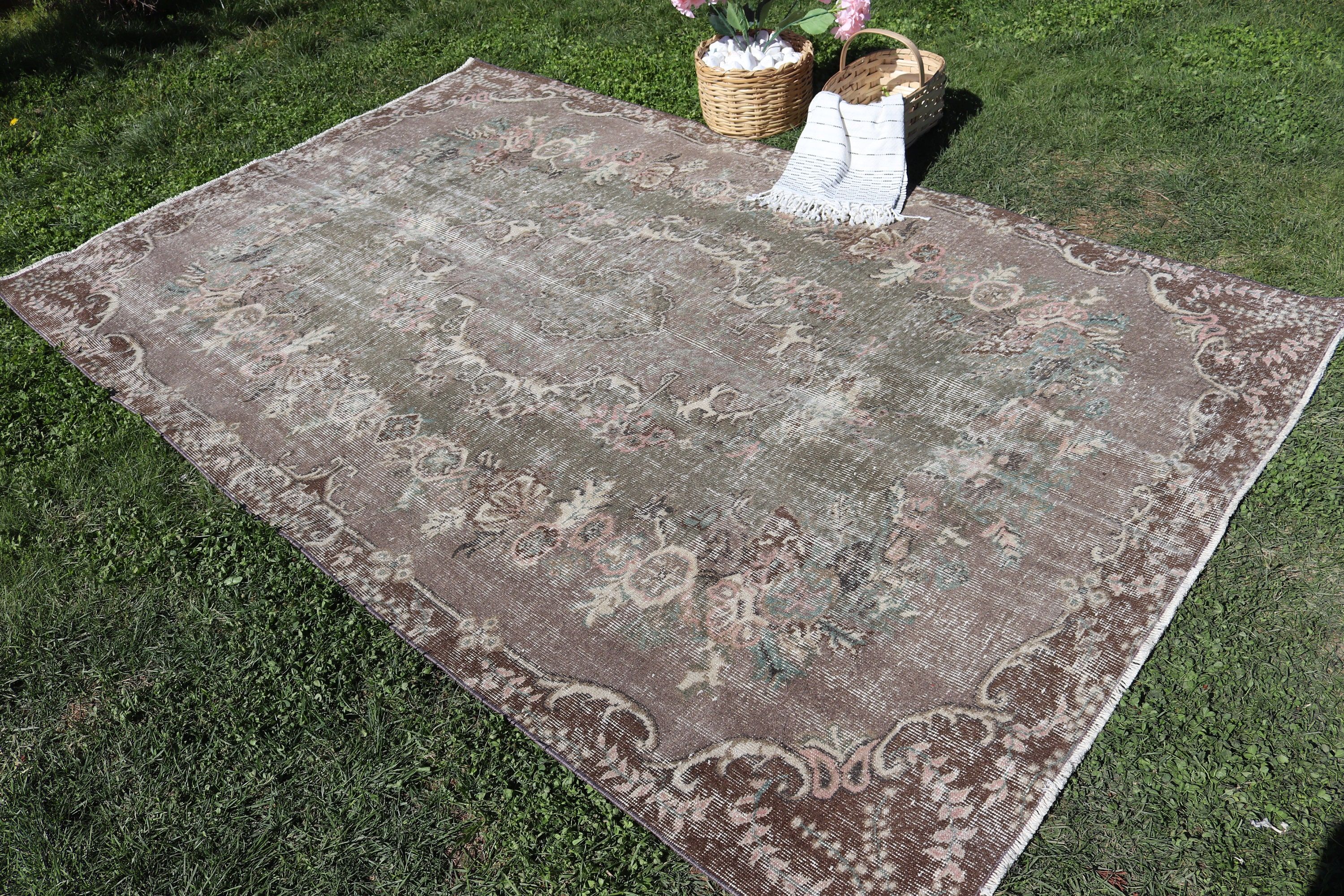 Green Kitchen Rug, Moroccan Rugs, Living Room Rug, Vintage Rug, Statement Rugs, Turkish Rugs, 5.8x9.2 ft Large Rug, Large Boho Rug