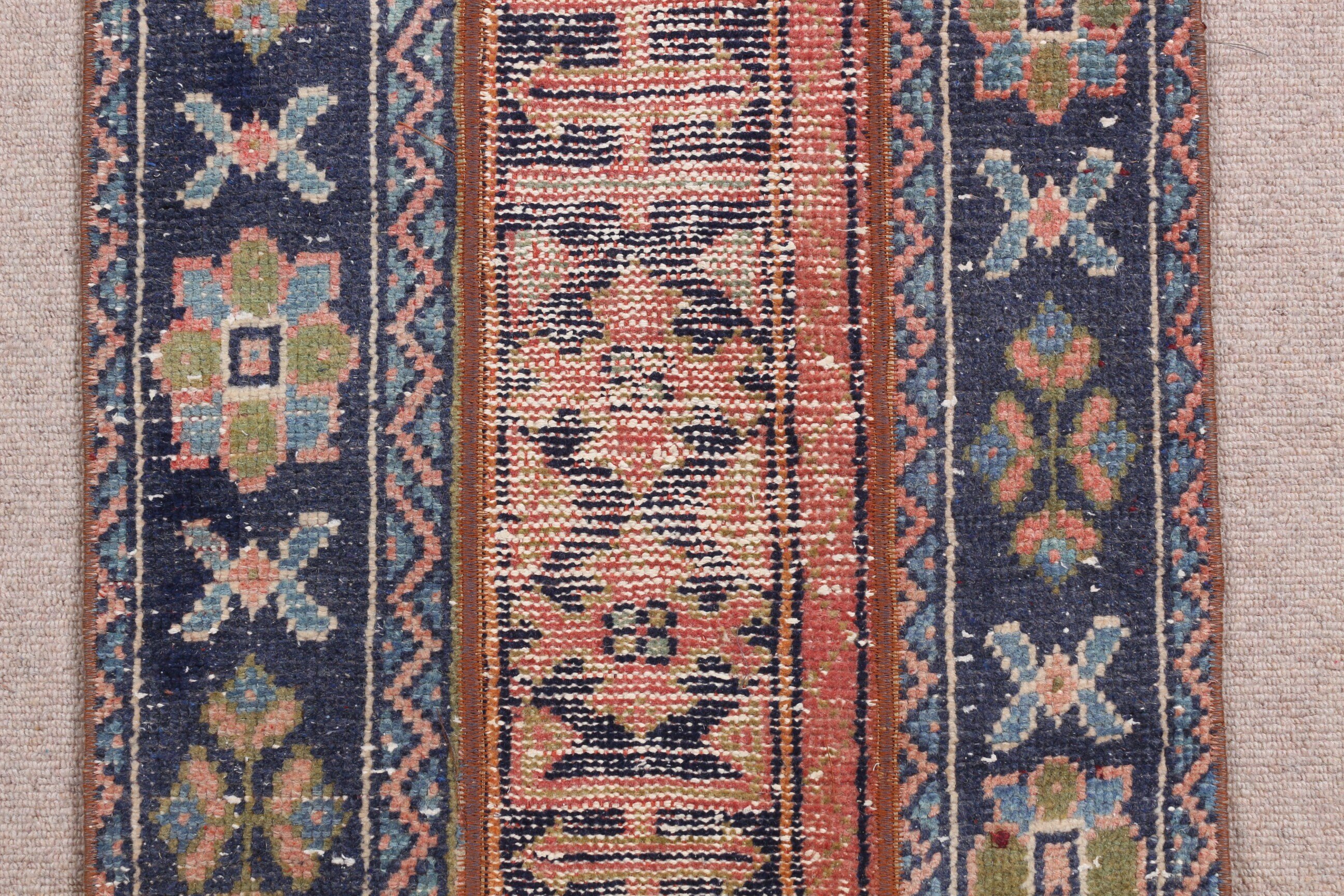 Mavi Antika Halı, Vintage Halılar, 1.9x3.2 ft Küçük Halı, Oushak Halısı, Türk Halıları, Oryantal Halı, Araba Paspas Halıları, Banyo Halıları, Banyo Halısı