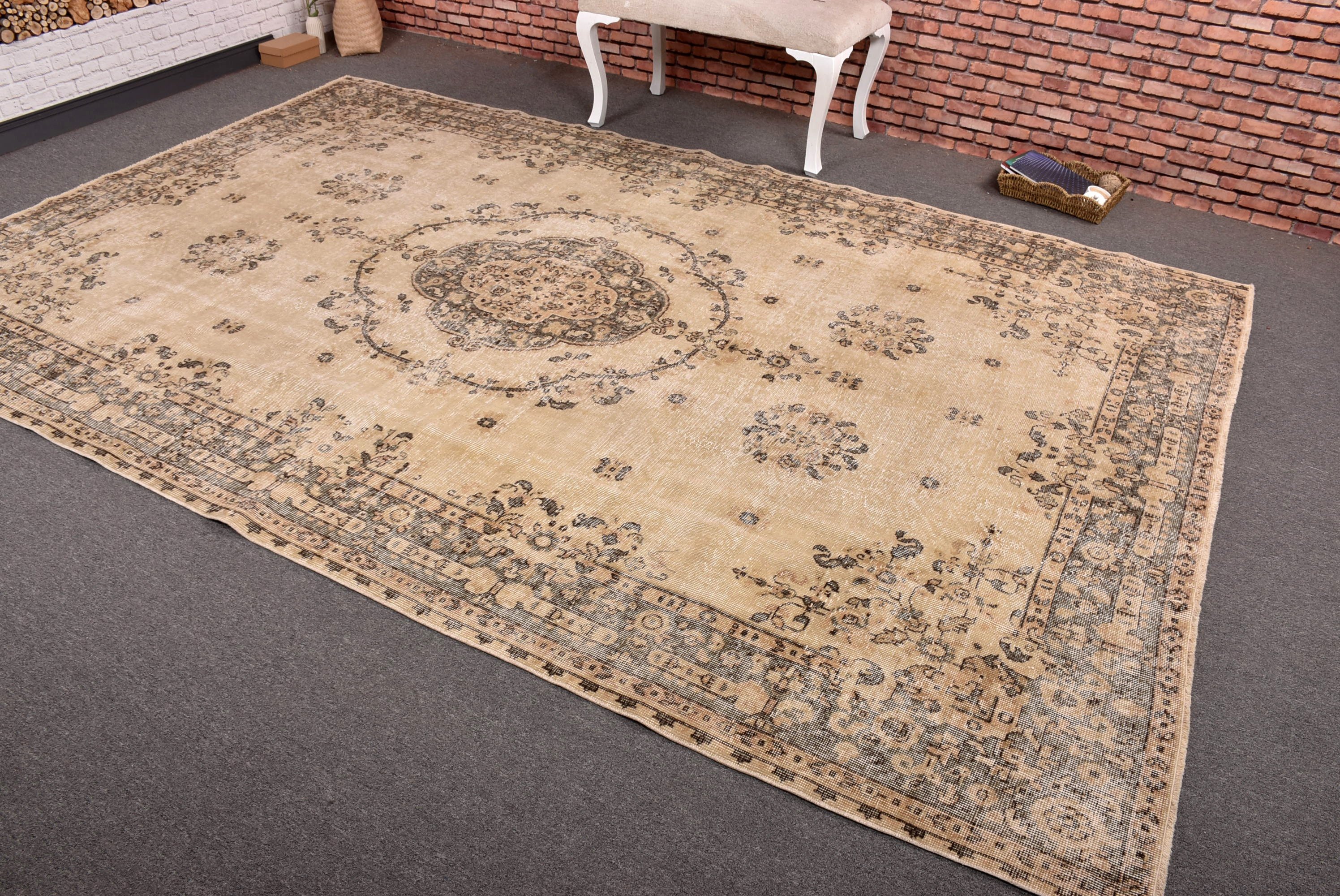 7x10.7 ft Oversize Rugs, Living Room Rug, Oversize Turkish Rugs, Moroccan Rug, Beige Wool Rug, Geometric Rugs, Vintage Rug, Turkish Rugs