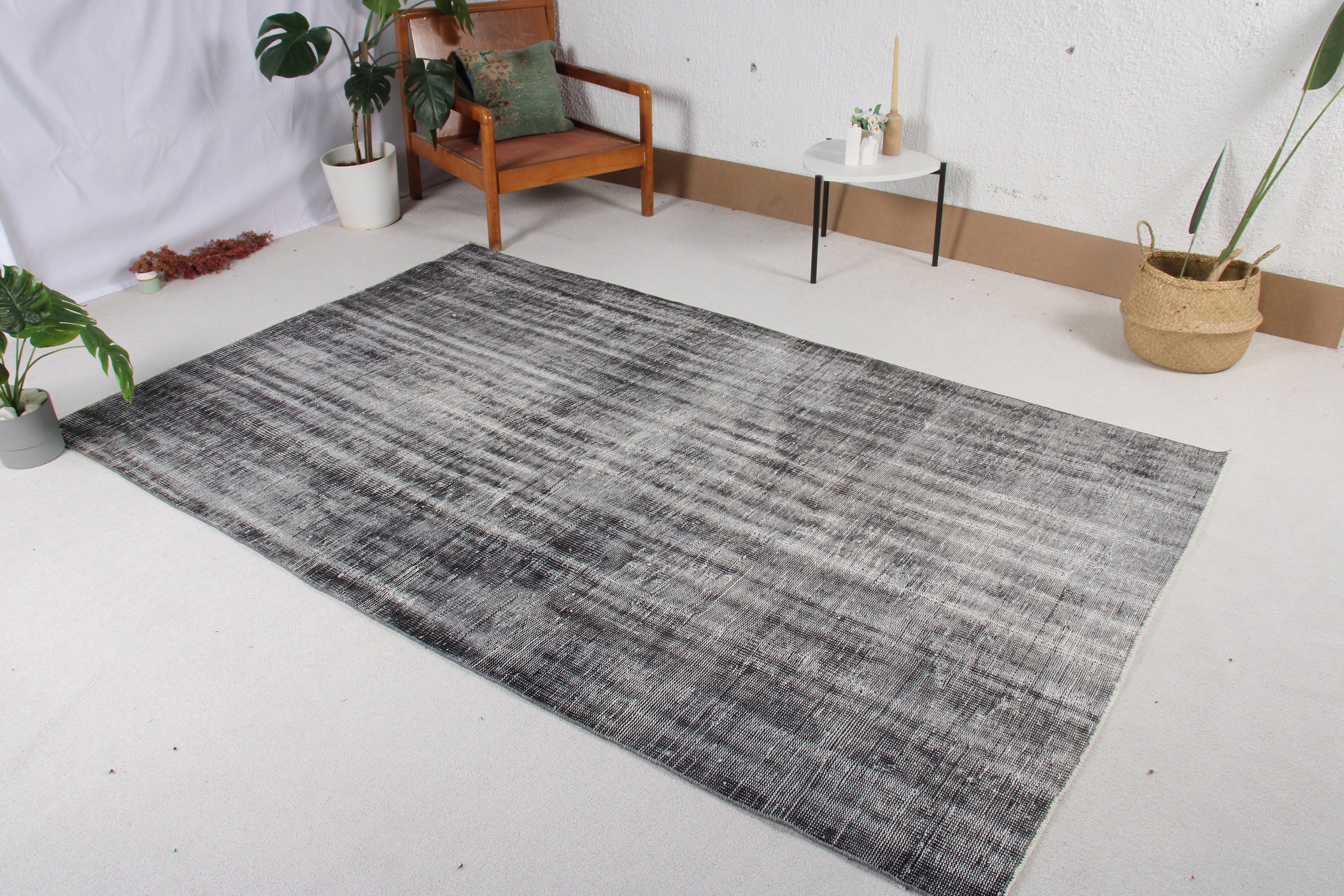 Salon Rug, Bedroom Rug, Black  5.1x8.5 ft Large Rug, Vintage Rugs, Anatolian Rug, Statement Rugs, Turkish Rug, Office Rugs