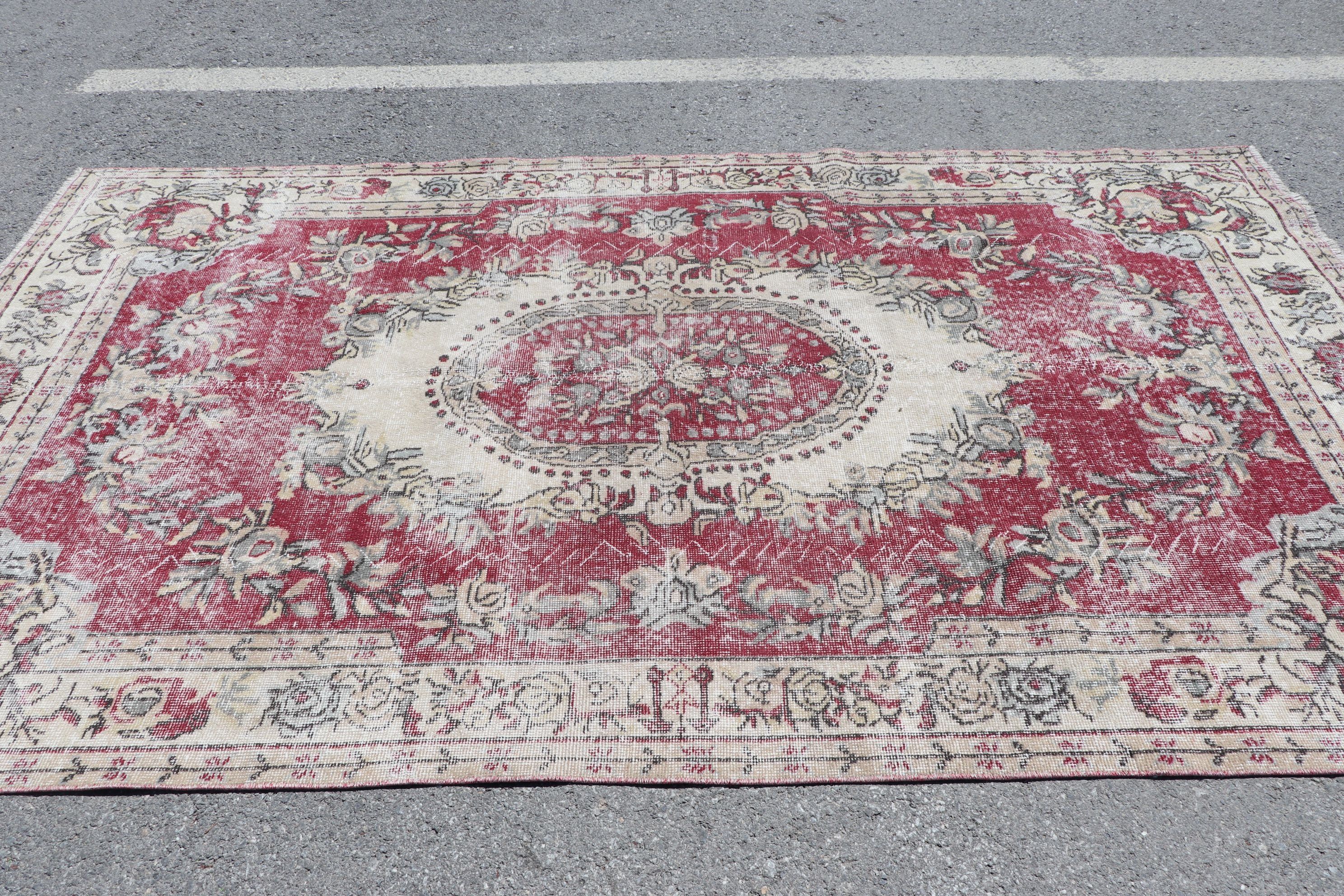 Turkish Rug, Red  5.5x9.4 ft Large Rug, Custom Rugs, Bedroom Rugs, Vintage Rugs, Living Room Rugs, Home Decor Rug, Salon Rug