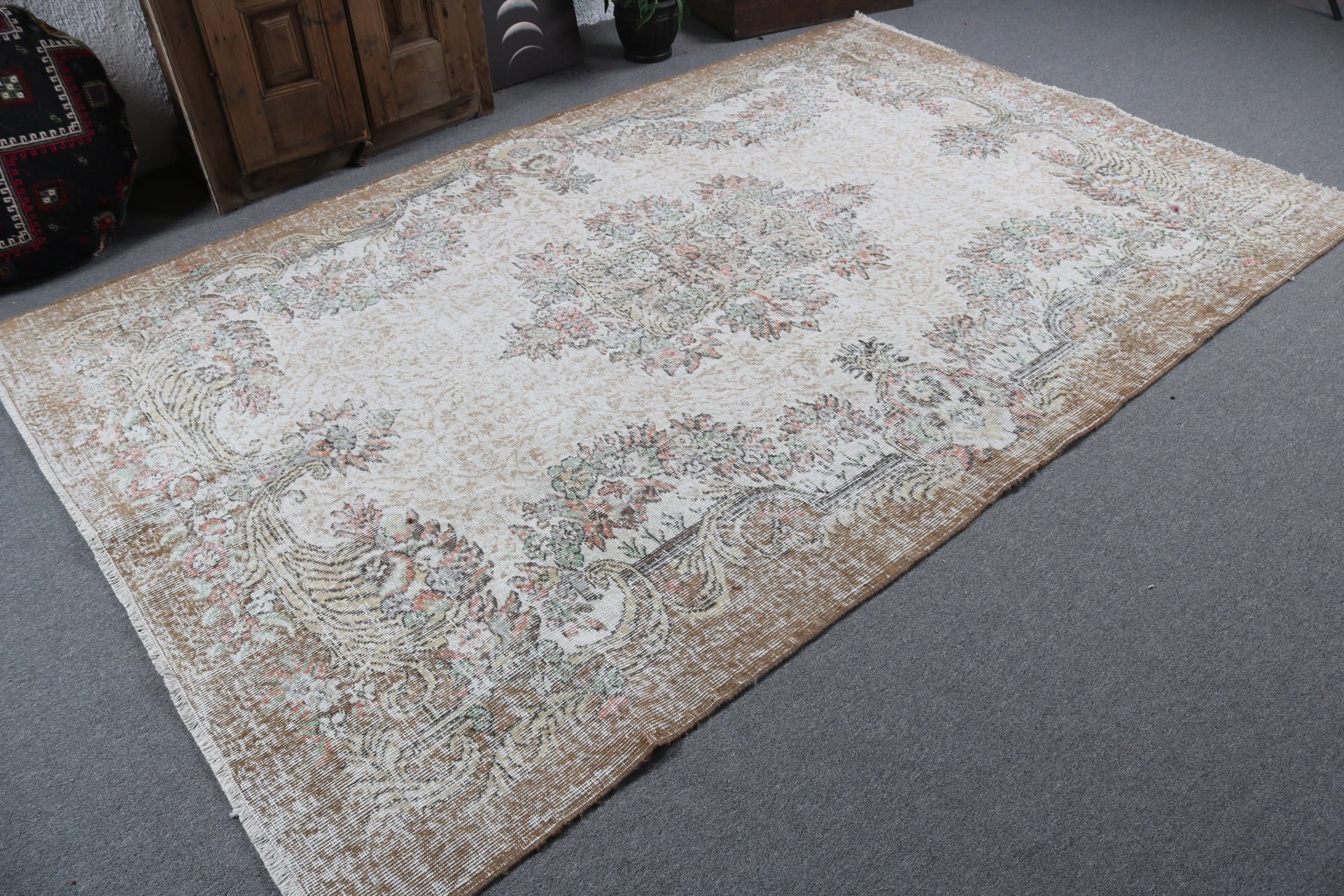 Salon Rug, Turkish Rugs, Large Oushak Rug, Beige Floor Rugs, Home Decor Rugs, Vintage Rugs, 6x9.3 ft Large Rugs, Modern Rug