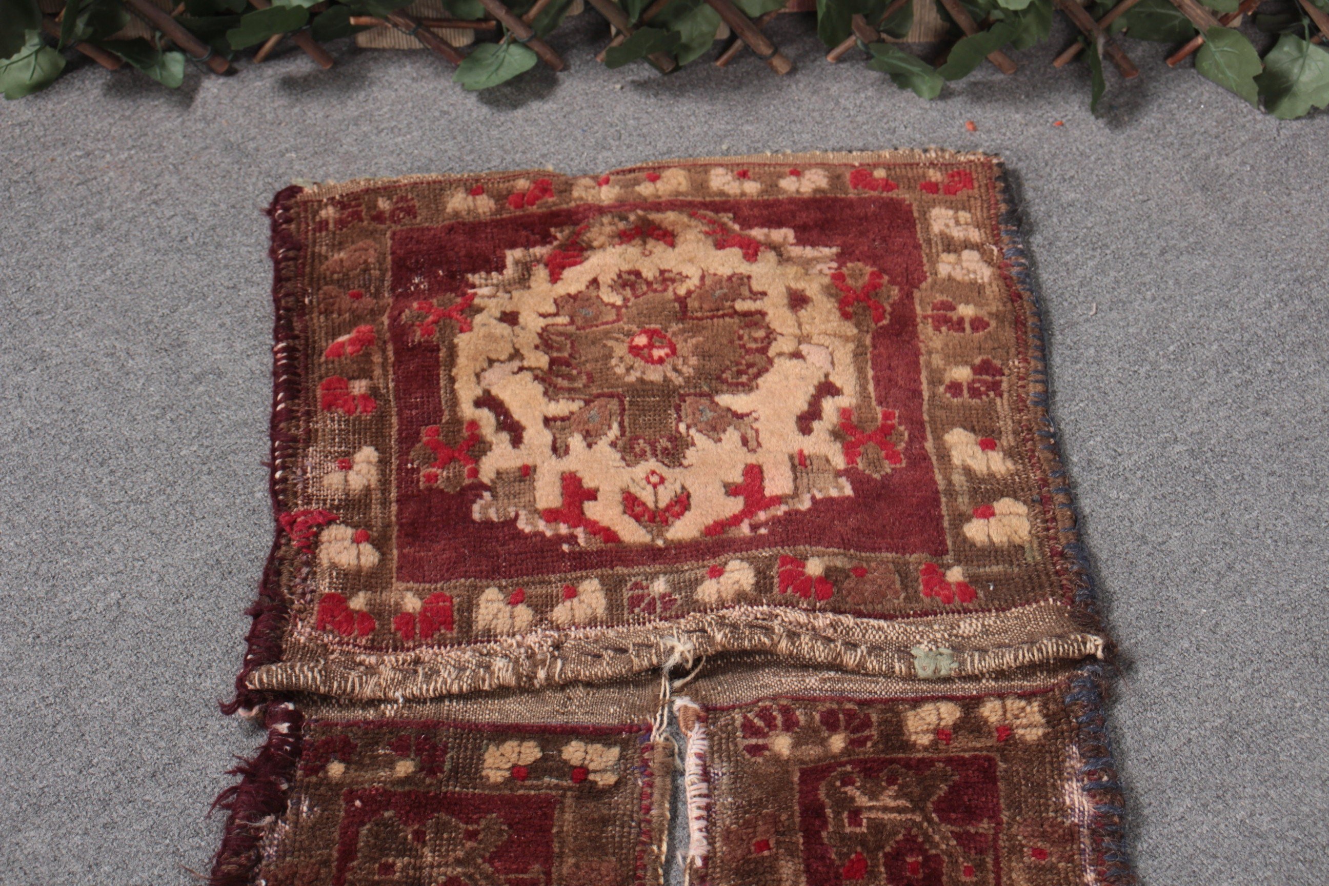 Vintage Halılar, Yatak Odası Halısı, Mor Ev Dekorasyonu Halıları, Mutfak Halıları, Çocuk Odası Halısı, Ev Dekorasyonu Halısı, Türk Halısı, 1.6x4.3 ft Küçük Halı, Türkiye Halısı