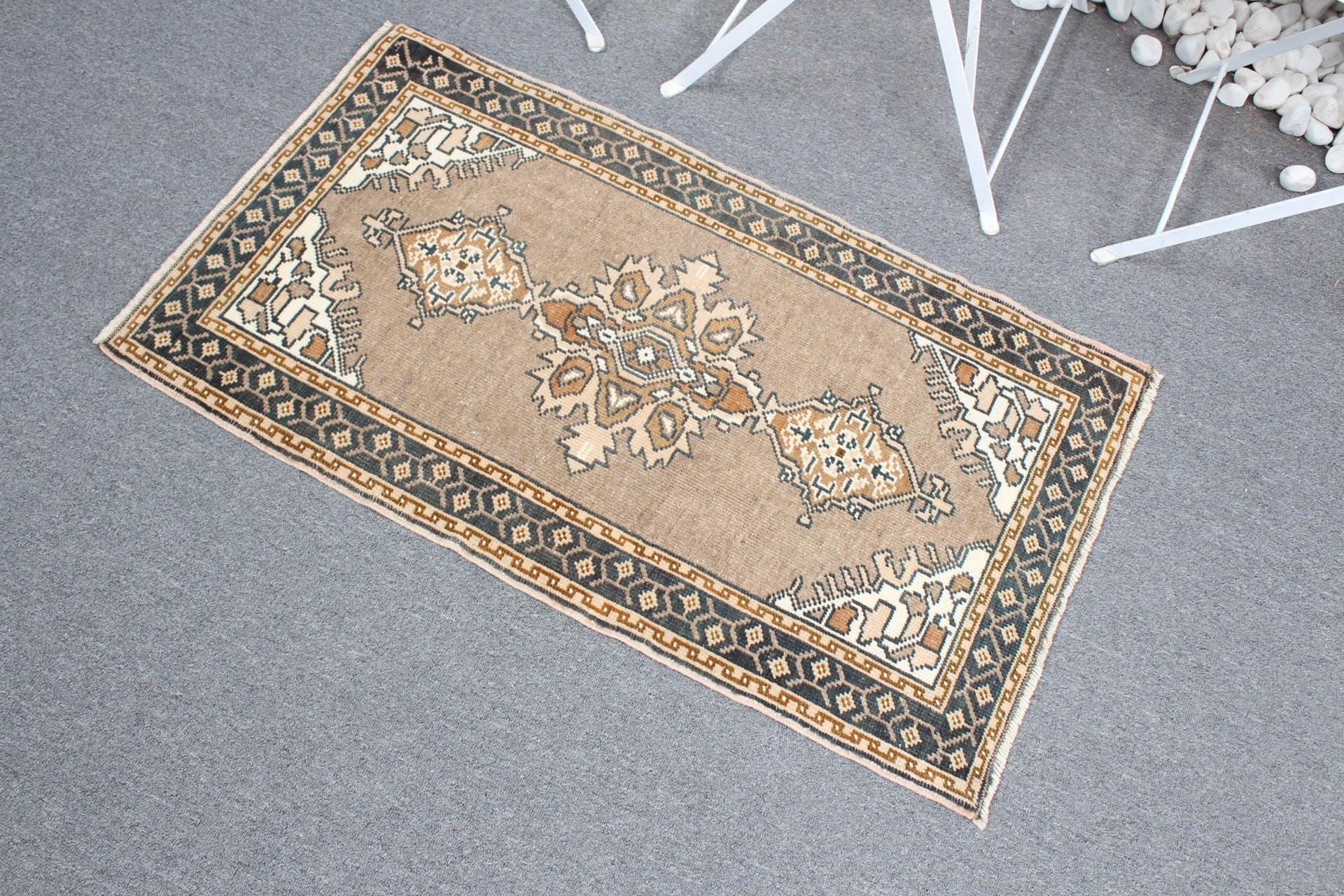 Giriş Halıları, Kahverengi Anadolu Halıları, Vintage Halılar, 1,9x3,4 ft Küçük Halı, Mutfak Halısı, Araba Paspas Halıları, Yatak Odası Halıları, Yün Halı, Türk Halısı