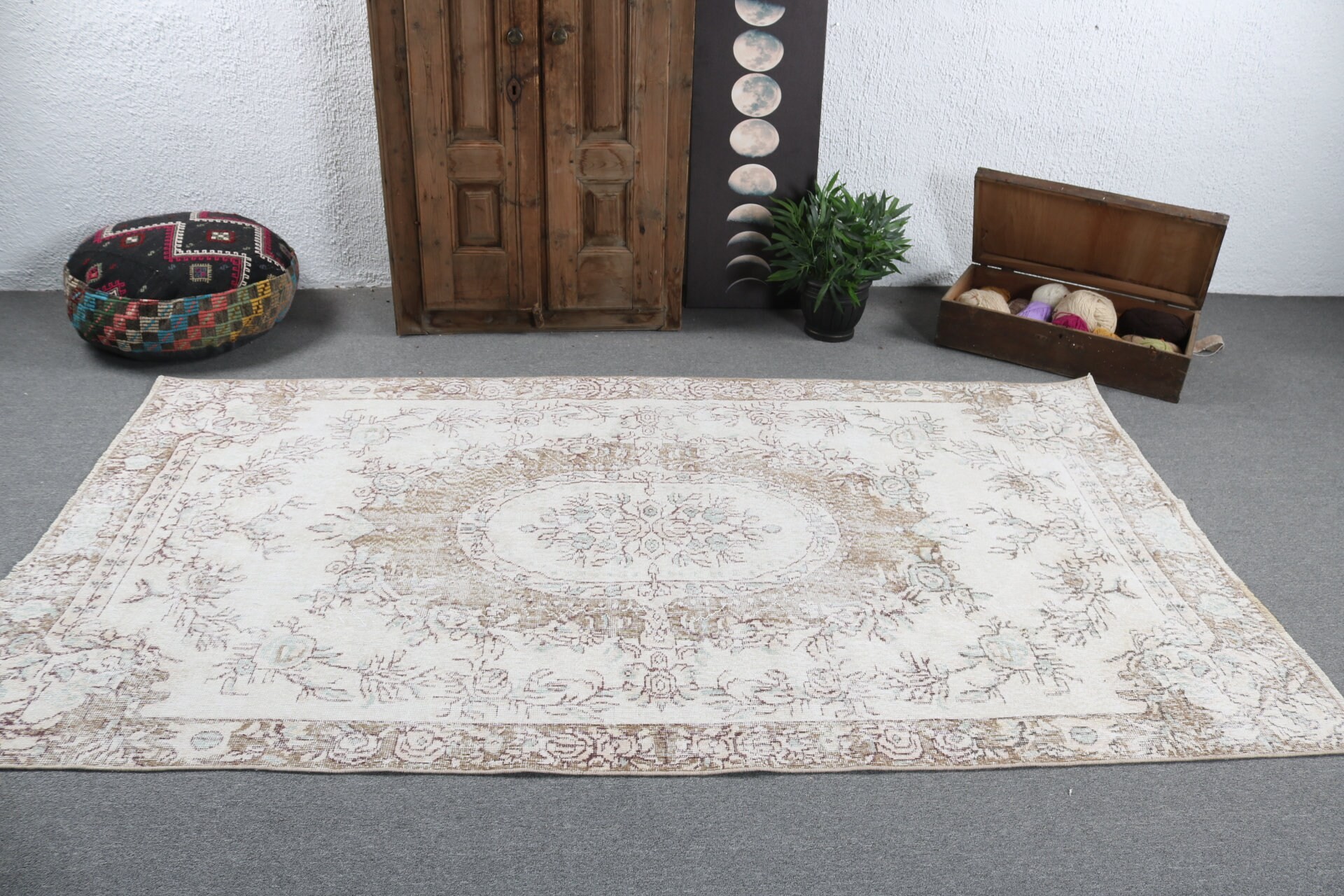 Açıklama Halıları, Vintage Halılar, Çocuk Odası Halıları, Türk Halısı, 4,7x8,5 ft Alan Halıları, Boho Alan Halıları, Bej Yatak Odası Halıları, Düz Dokuma Halılar