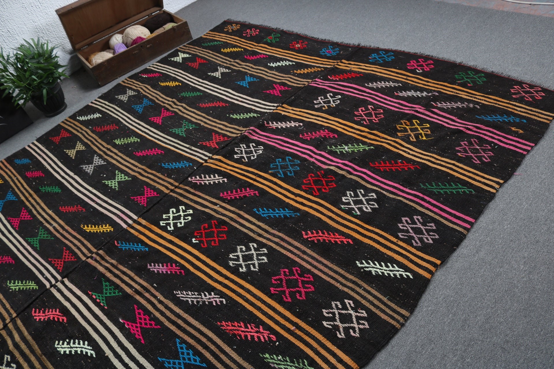 7.3x12.2 ft Oversize Rug, Vintage Rugs, Kilim, Statement Rug, Outdoor Rug, Turkish Rugs, Saloon Rugs, Black Geometric Rugs, Antique Rugs