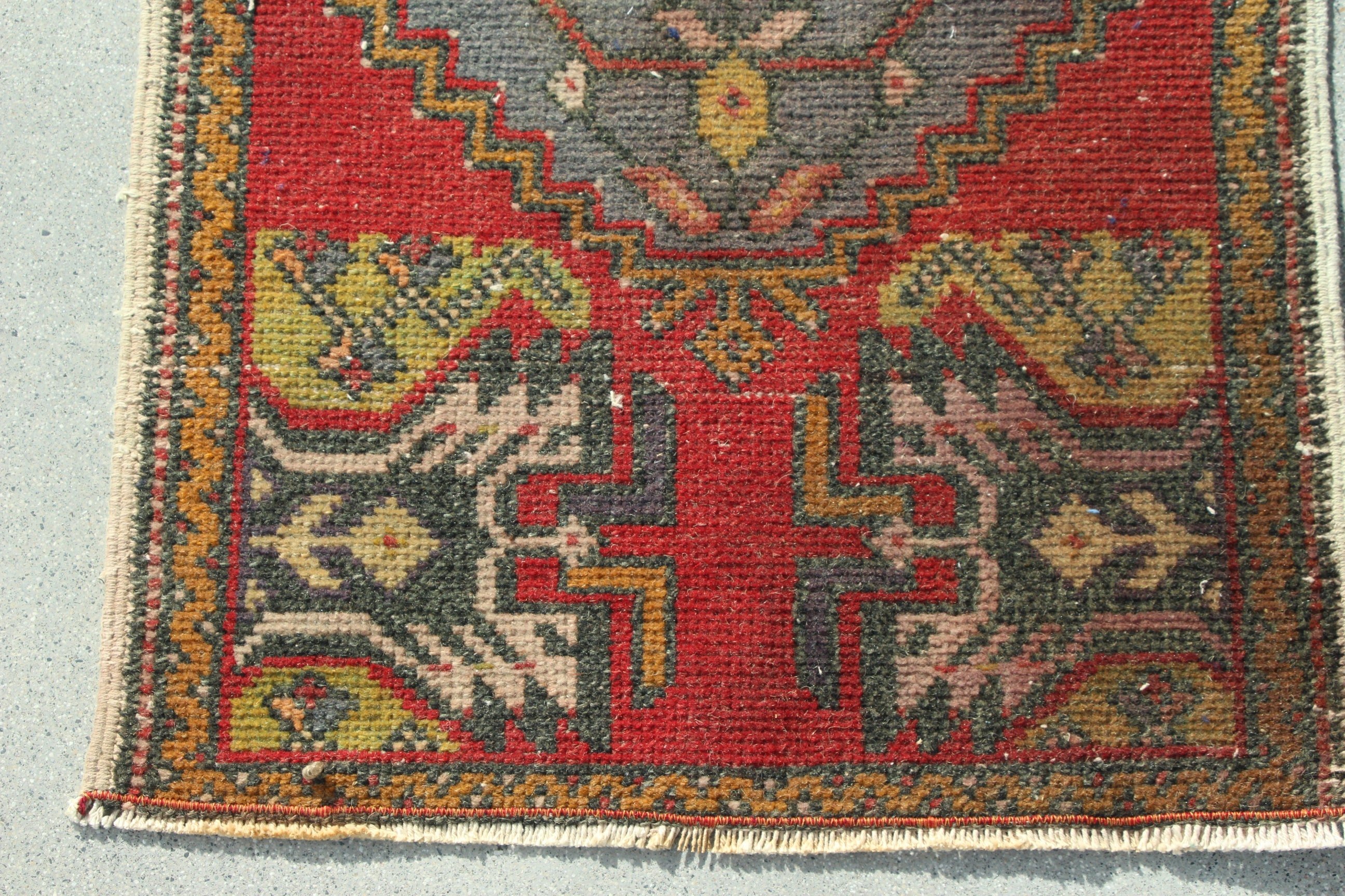 Giriş Halıları, Türk Halısı, Küçük Vintage Halı, Yatak Odası Halısı, 1.7x3 ft Küçük Halı, Ev Dekor Halısı, Giriş Halısı, Vintage Halı, Kırmızı El Dokuma Halı