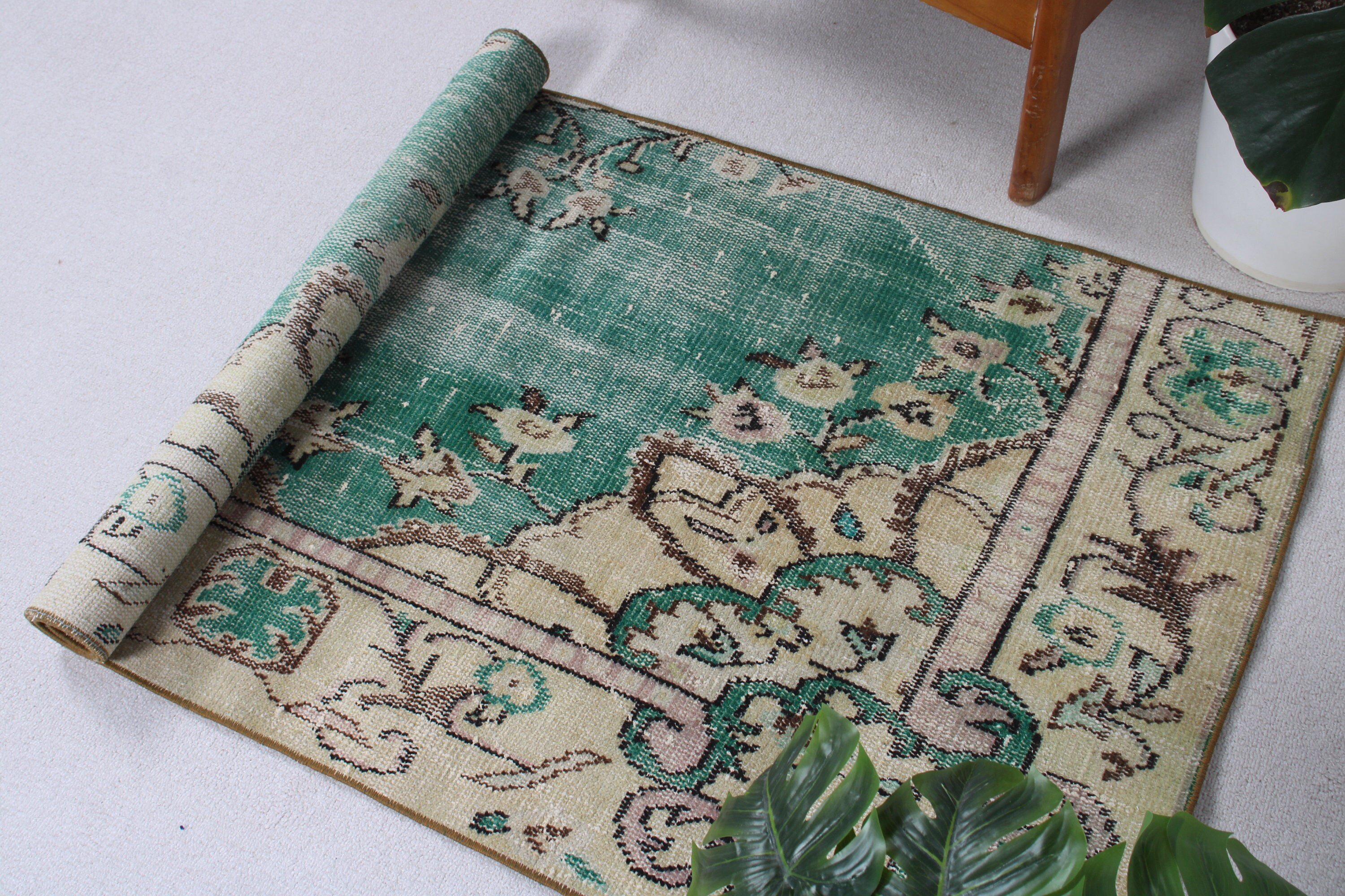 Door Mat Rug, Vintage Rugs, 2.7x5.5 ft Small Rugs, Antique Rugs, Green Antique Rugs, Luxury Rug, Turkish Rug, Entry Rug, Rugs for Entry