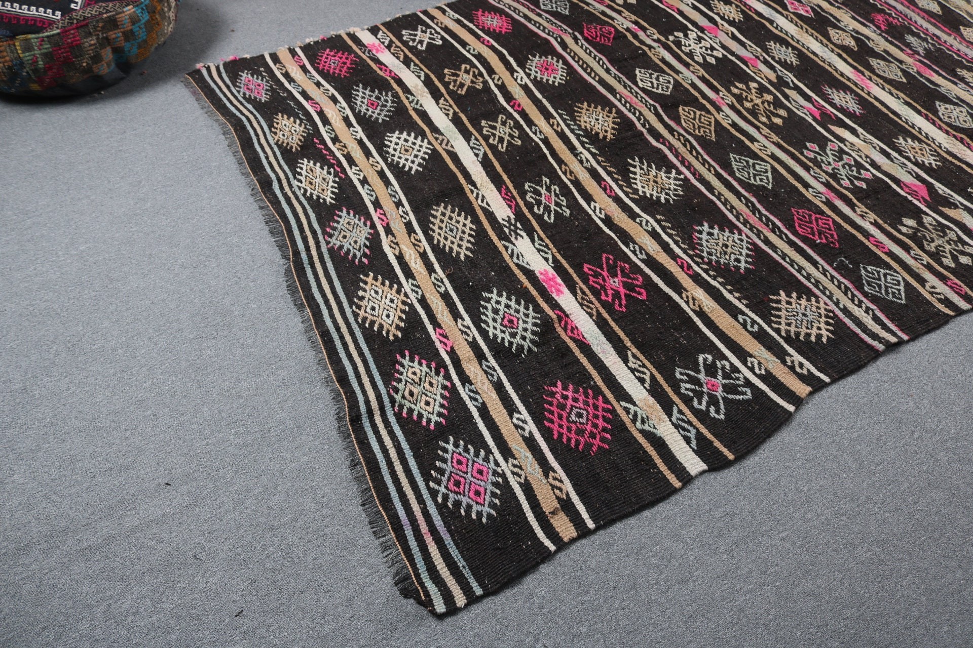 Neutral Rug, Turkish Rug, Kilim, 5.9x10.9 ft Large Rug, Large Boho Rugs, Vintage Rug, Kitchen Rugs, Large Oushak Rugs, Black Wool Rug