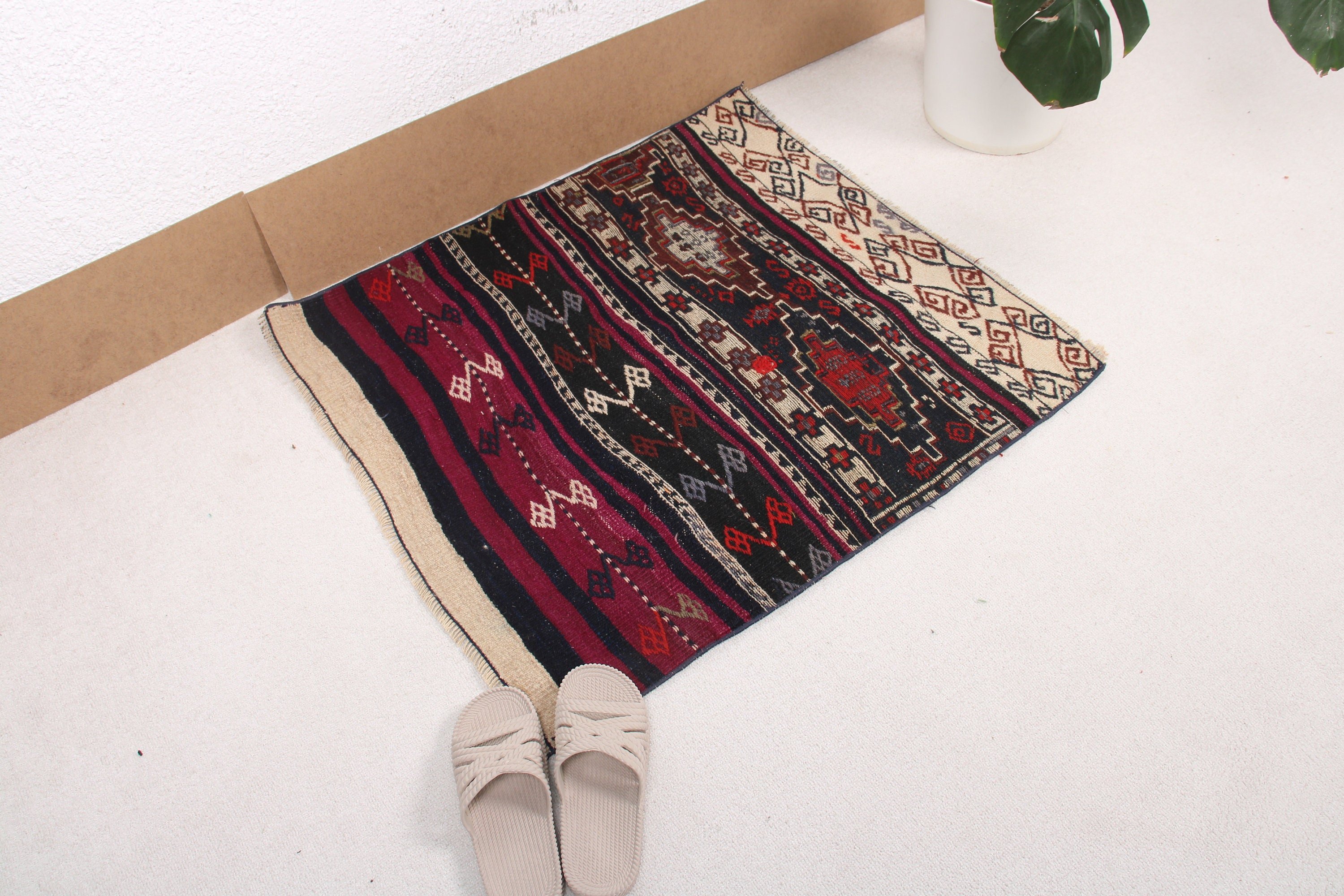 Türk Halısı, Siyah Nötr Halılar, 2,6x2,8 ft Küçük Halılar, Ofis Halısı, Vintage Halılar, Antika Halılar, Küçük Boho Halılar, Mutfak Halısı, Yatak Odası Halısı