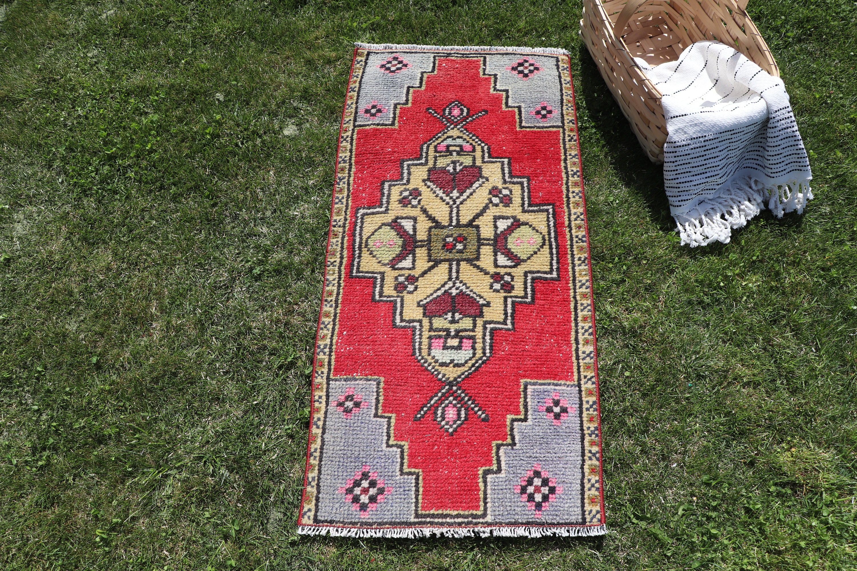 Fas Halısı, Duvara Asılı Halı, Kırmızı Soğuk Halılar, Modern Halılar, Vintage Halı, Küçük Vintage Halı, 1.5x3.1 ft Küçük Halılar, Türk Halıları, Kabile Halısı