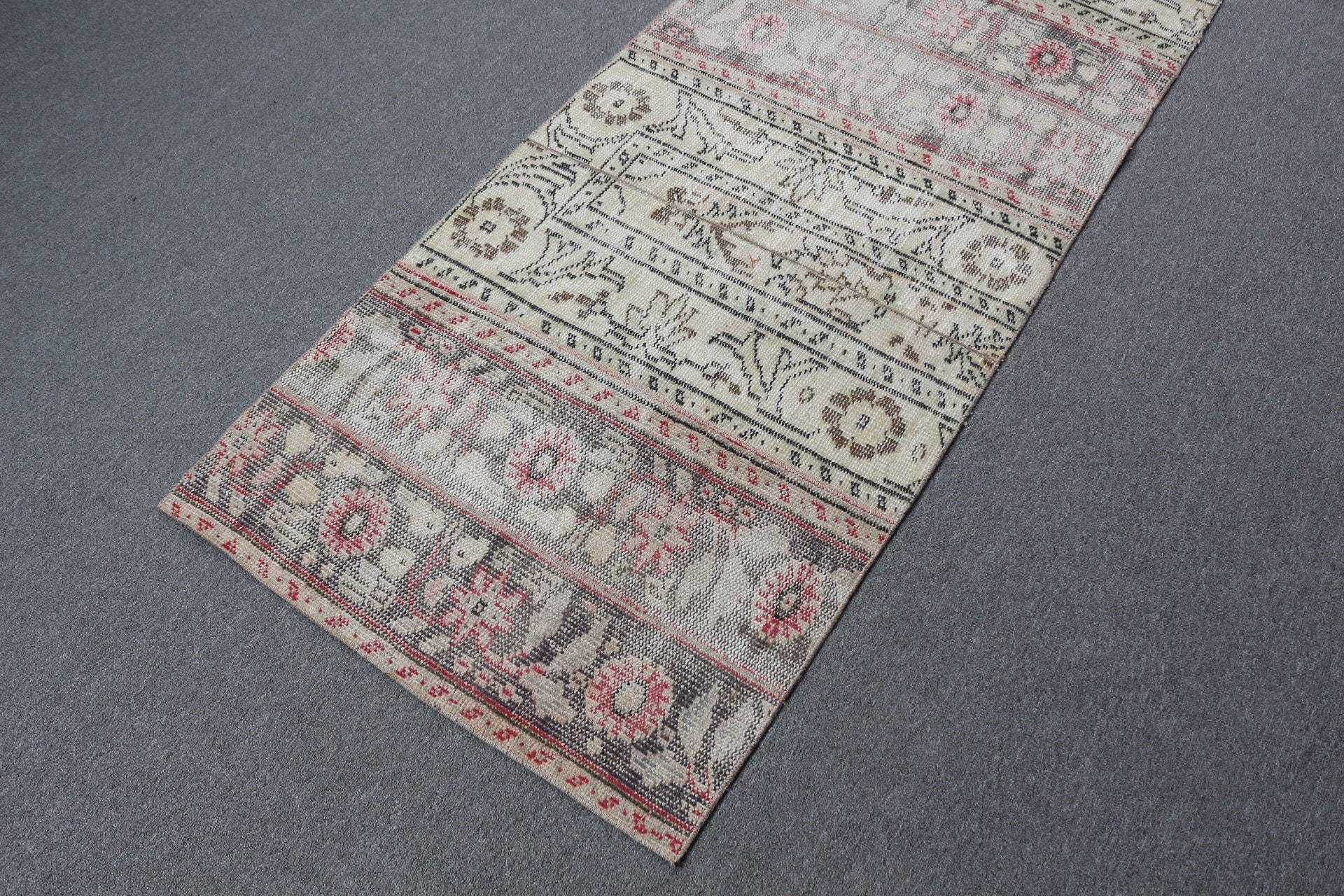 2.6x8.4 ft Runner Rug, Beige Moroccan Rug, Turkish Rug, Bedroom Rug, Rugs for Stair, Oushak Rug, Office Rugs, Hallway Rug, Vintage Rug