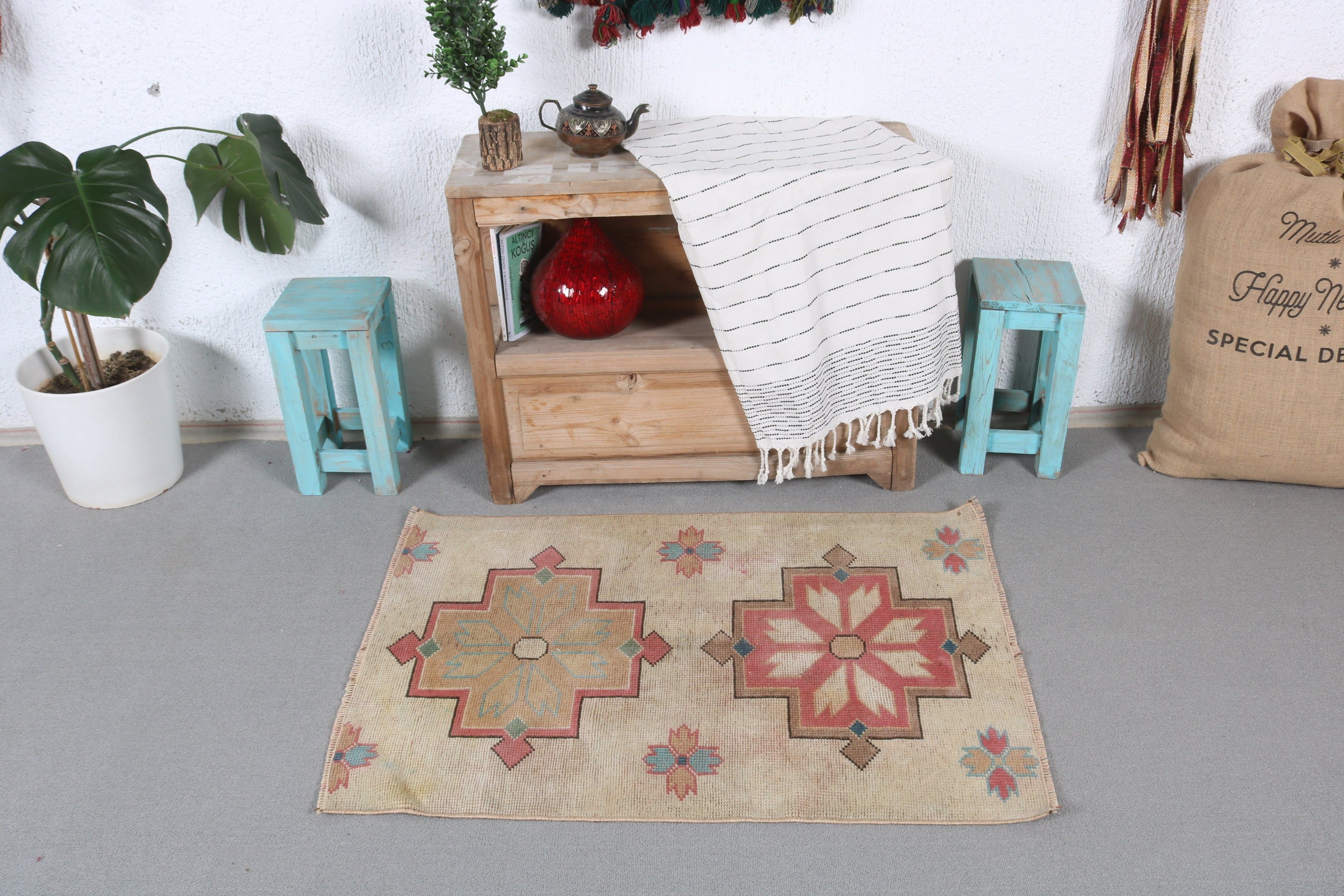 Turkish Rug, Boho Rug, Floor Rug, Rugs for Door Mat, Vintage Rugs, Bathroom Rugs, Beige Oushak Rug, 2.4x3.4 ft Small Rugs, Kitchen Rugs