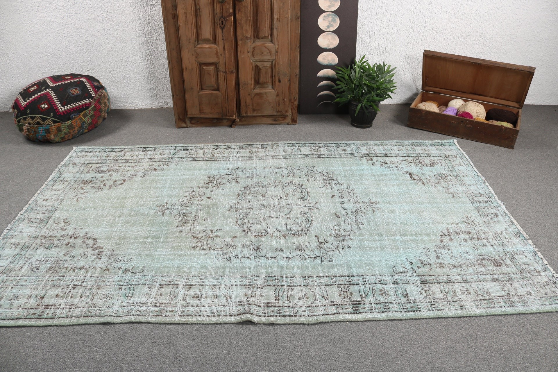 Vintage Halı, Bildiri Halısı, Yer Halısı, Ofis Halısı, Türk Halısı, Yeşil Soğuk Halılar, 5x8.4 ft Büyük Halı, Oturma Odası Halısı, Büyük Vintage Halı