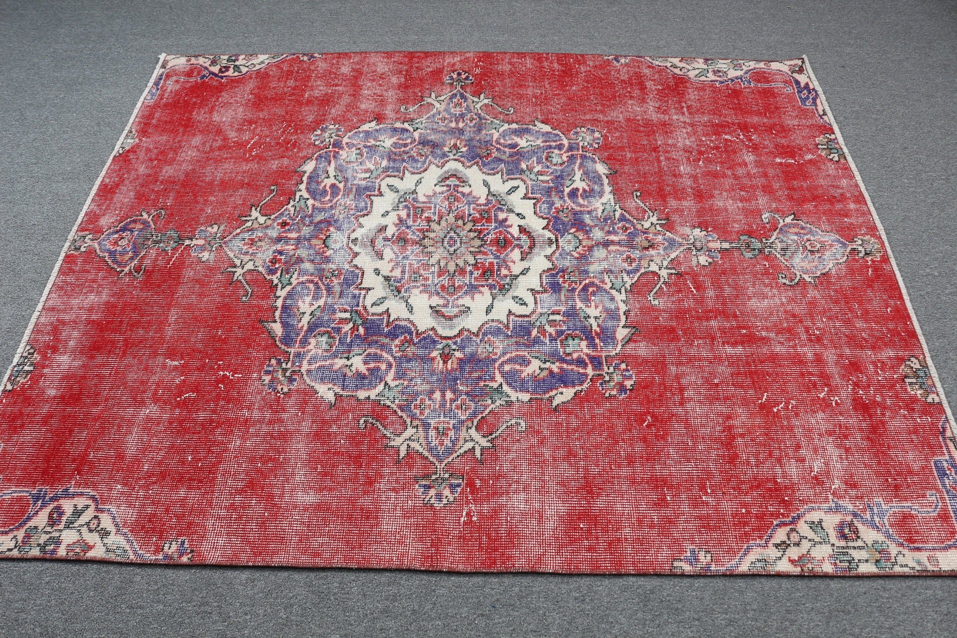 Turkish Rugs, Wool Rug, Red Anatolian Rug, Vintage Rug, Home Decor Rug, Bedroom Rug, 4.7x5.9 ft Area Rugs, Nursery Rug, Vintage Decor Rug