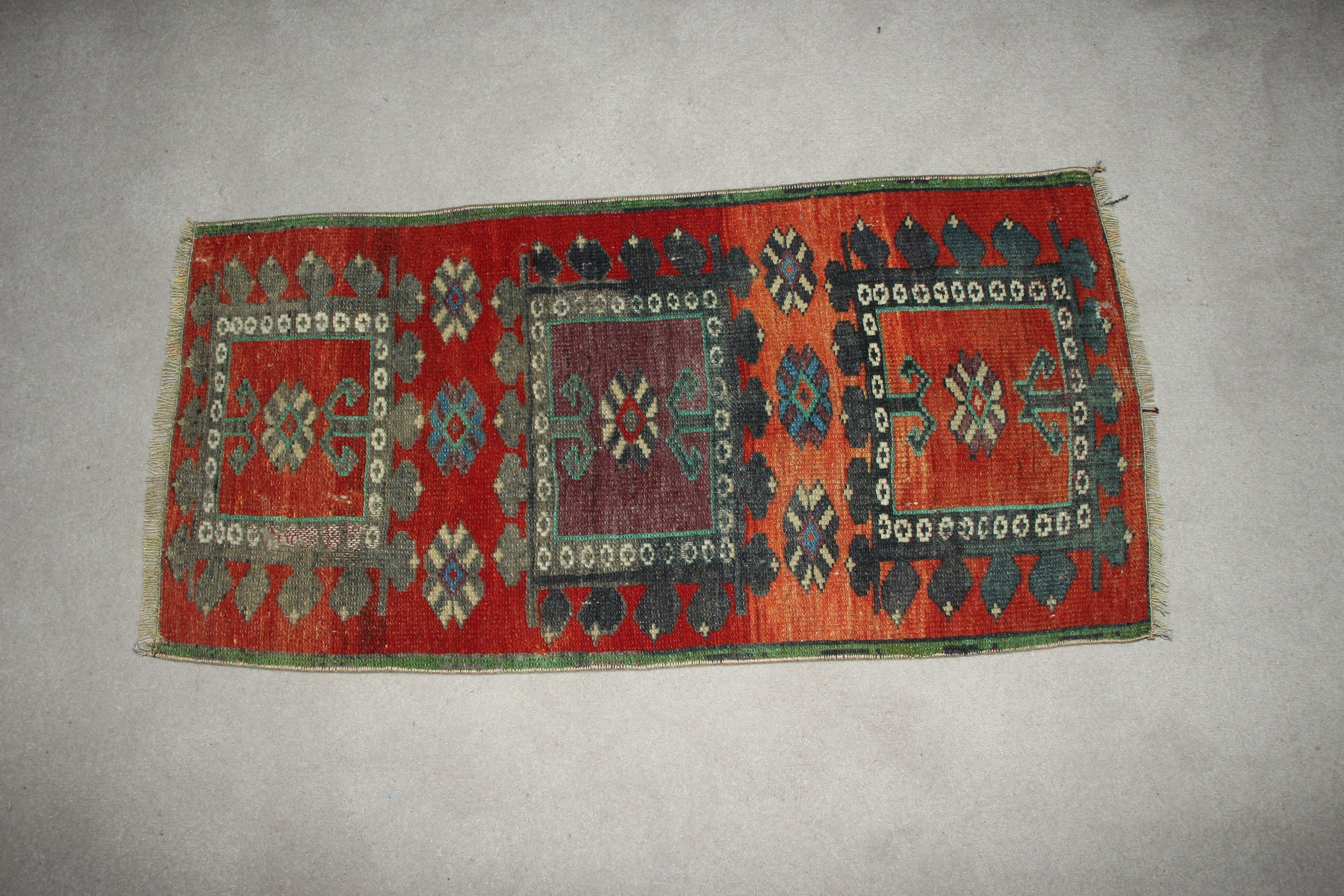 Moroccan Rug, Turkish Rug, Anatolian Rug, Rugs for Kitchen, 1.4x3 ft Small Rugs, Red Oushak Rug, Bath Rug, Bedroom Rug, Vintage Rug