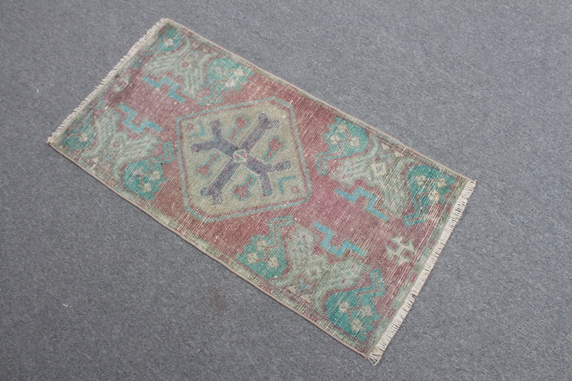 Mor Mutfak Halısı, Giriş Halıları, Vintage Halı, Antika Halı, Araba Paspas Halısı, 1.5x3 ft Küçük Halılar, Türk Halısı, Banyo Halısı