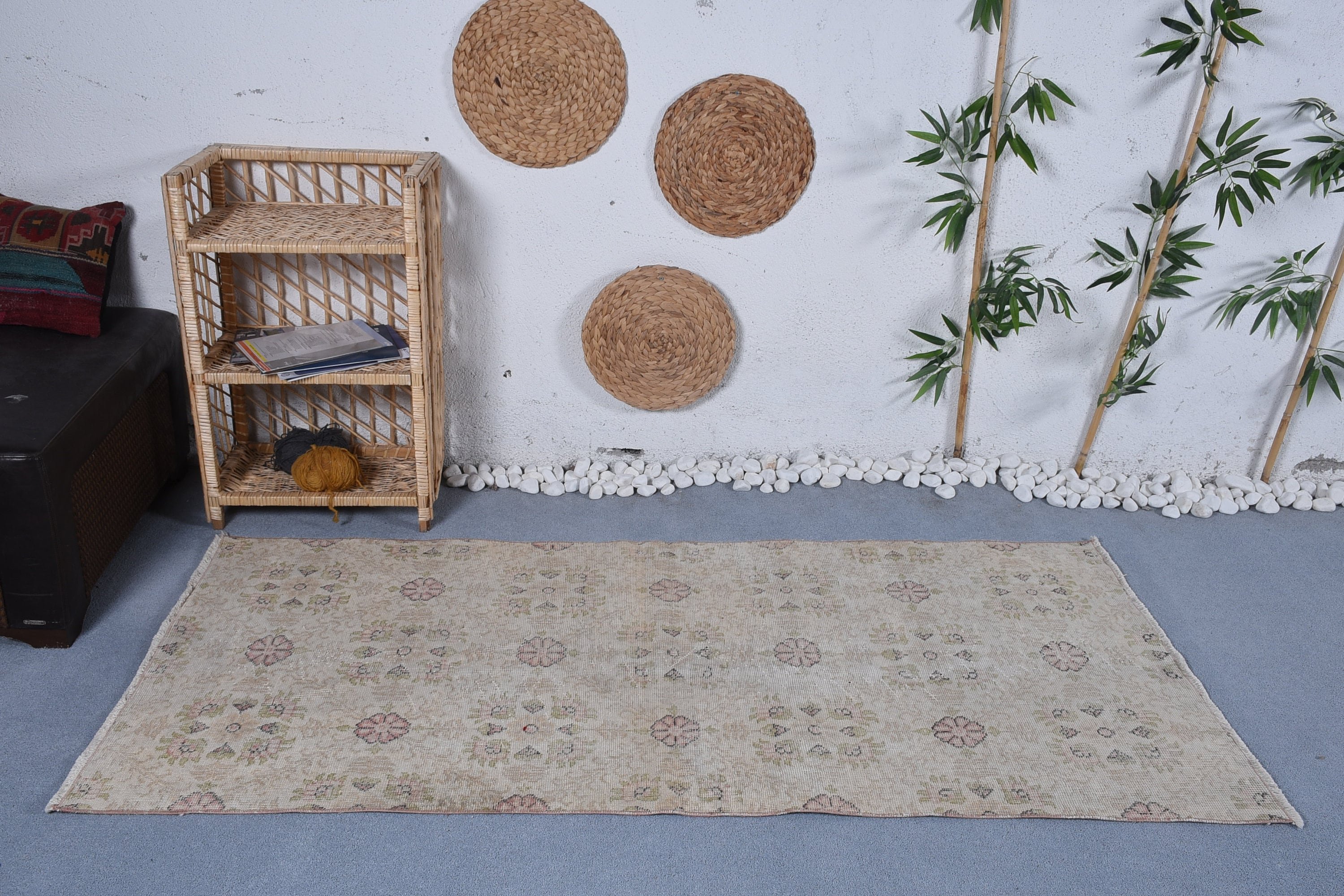 Old Rug, Moroccan Rugs, 3.1x6.5 ft Accent Rug, Vintage Rug, Cool Rugs, Turkish Rugs, Rugs for Entry, Outdoor Rug, Kitchen Rugs, Entry Rugs
