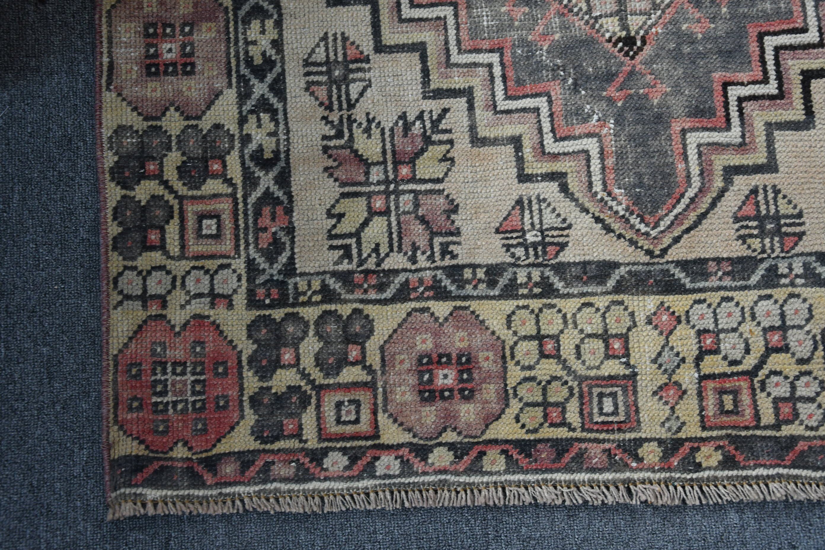 Vintage Rugs, Muted Rugs, 3.1x5.6 ft Accent Rug, Antique Rugs, Kitchen Rug, Rugs for Nursery, Entryway Rug Rugs, Entry Rug, Turkish Rug