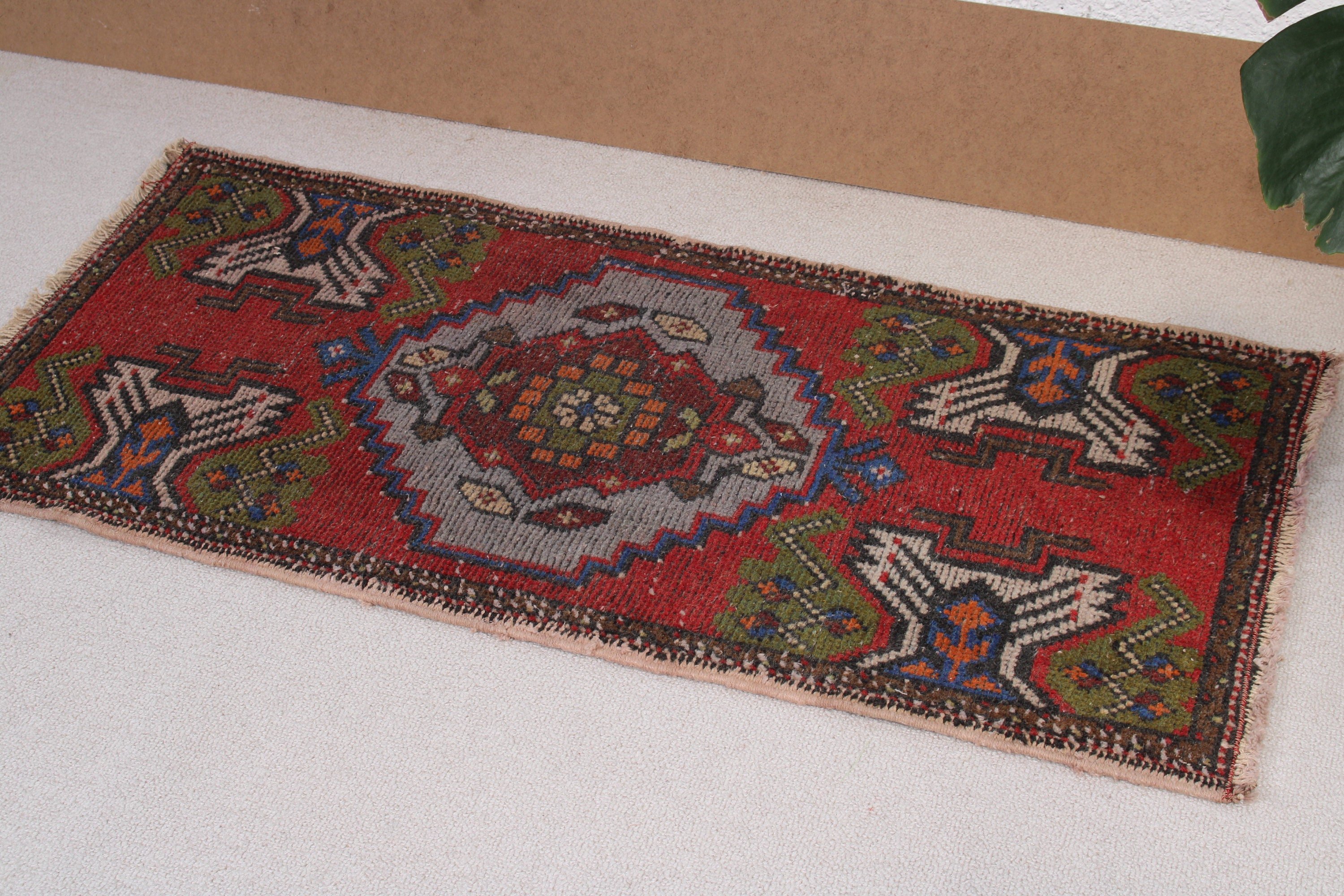 Vintage Rug, 1.6x3.3 ft Small Rugs, Turkish Rug, Statement Rugs, Boho Rugs, Bedroom Rug, Red Home Decor Rugs, Bathroom Rugs