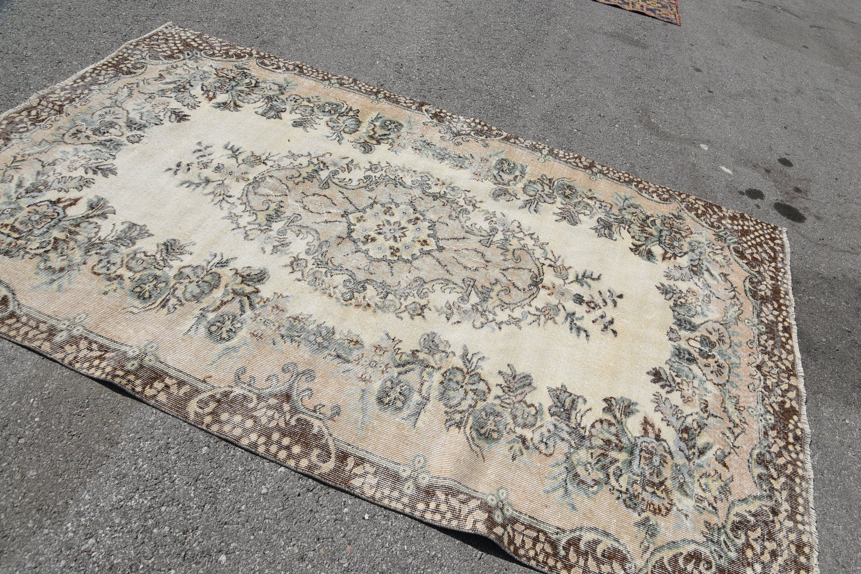 Salon Halısı, Vintage Halı, Türk Halıları, 5.5x9.2 ft Büyük Halı, Yatak Odası Halısı, Anadolu Halıları, Eklektik Halı, Yatak Odası Halıları, Yemek Odası Halısı