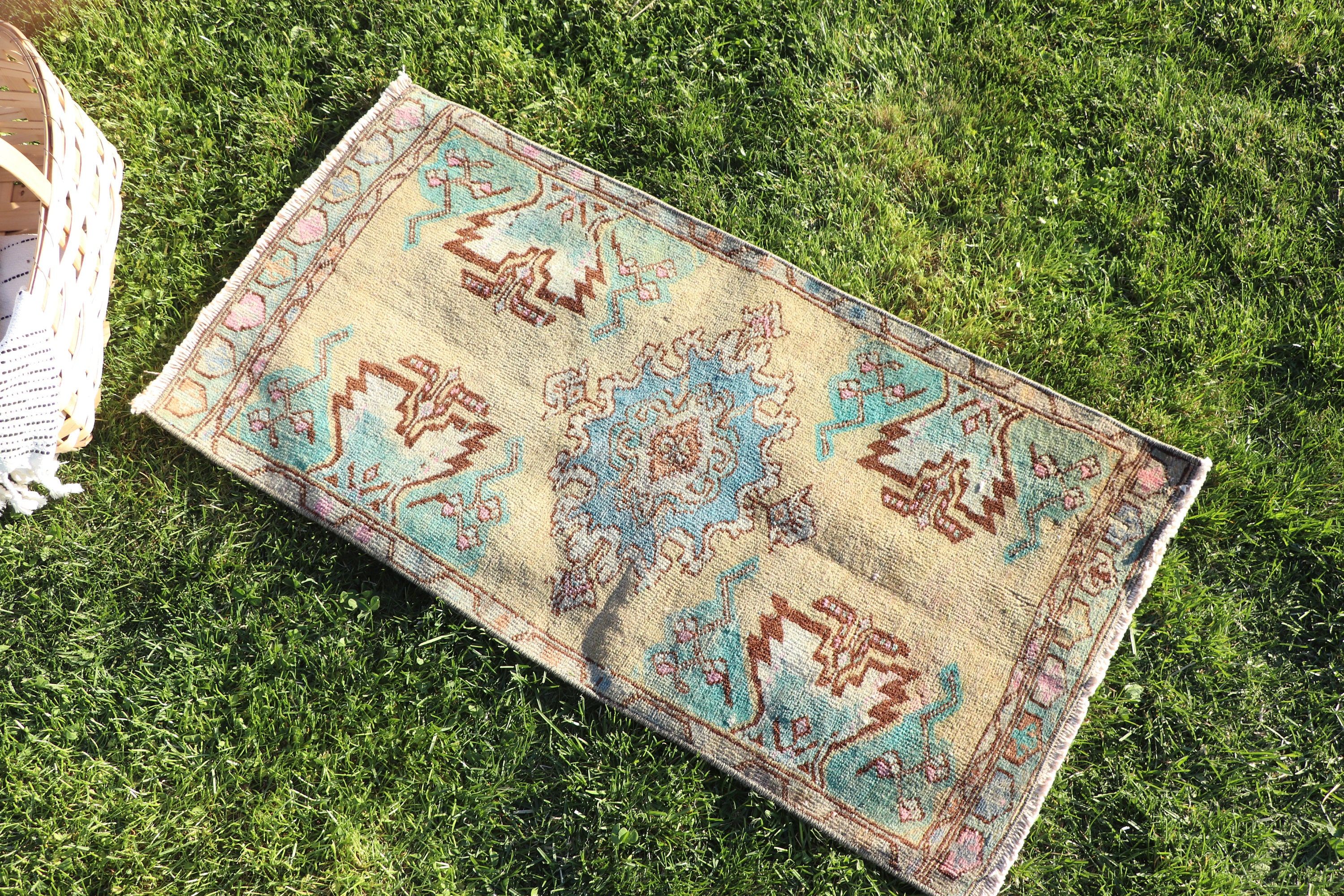 Vintage Halı, Türk Halıları, Küçük Boho Halıları, El Yapımı Halı, Araba Paspas Halıları, 1.5x2.9 ft Küçük Halılar, Oryantal Halı, Yeşil Antika Halı, Nötr Halı