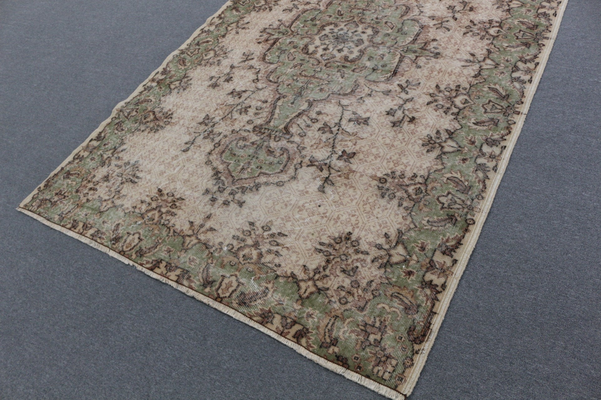 Vintage Rug, Rugs for Salon, Floor Rugs, 5.4x8.7 ft Large Rug, Living Room Rugs, Brown Oriental Rug, Organic Rug, Turkish Rug, Bedroom Rug