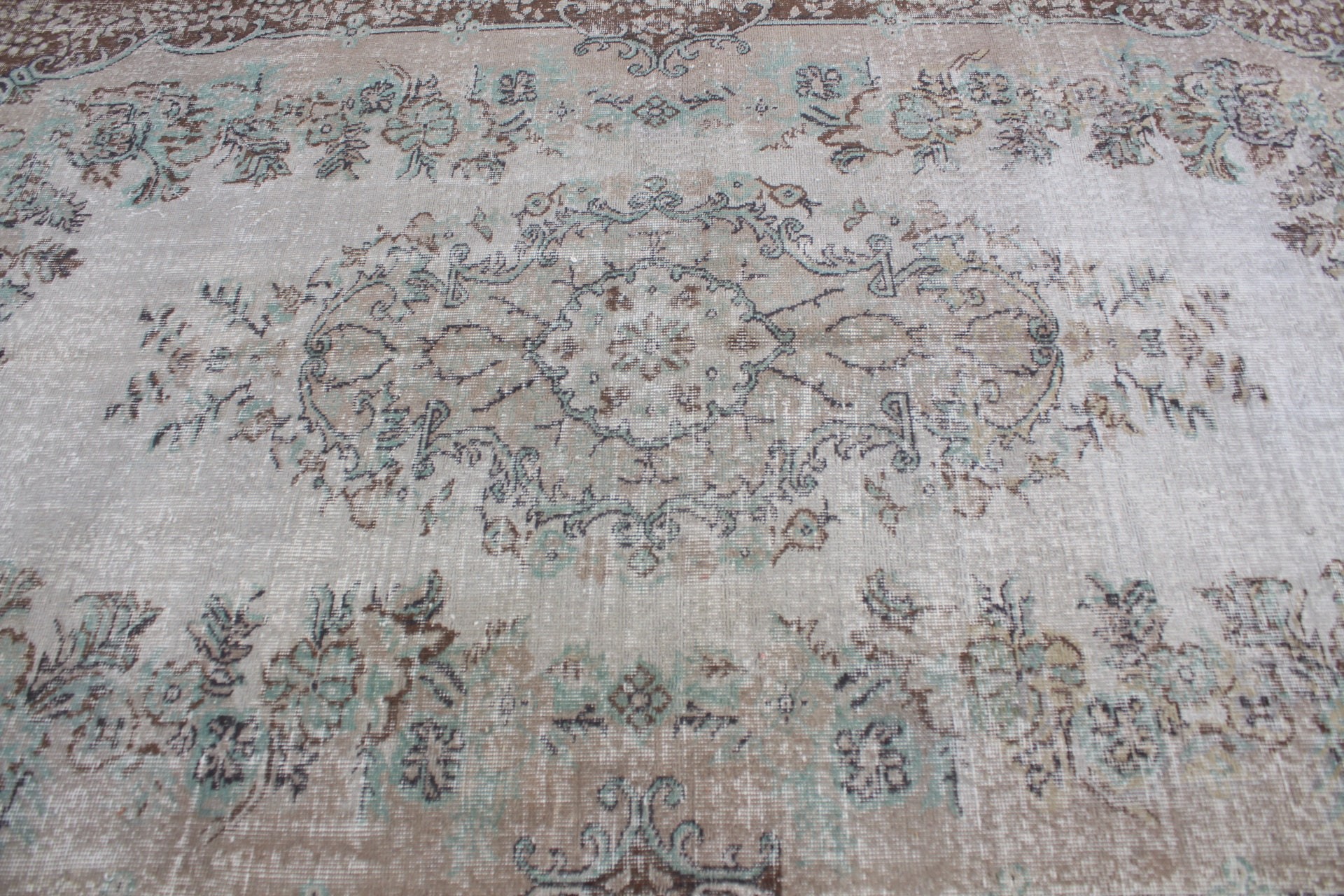 Sevimli Halı, 5.9x9.3 ft Büyük Halı, Oturma Odası Halısı, Türk Halısı, Gri Mutfak Halısı, Oryantal Halı, Ev Dekor Halısı, Yemek Odası Halısı, Vintage Halılar