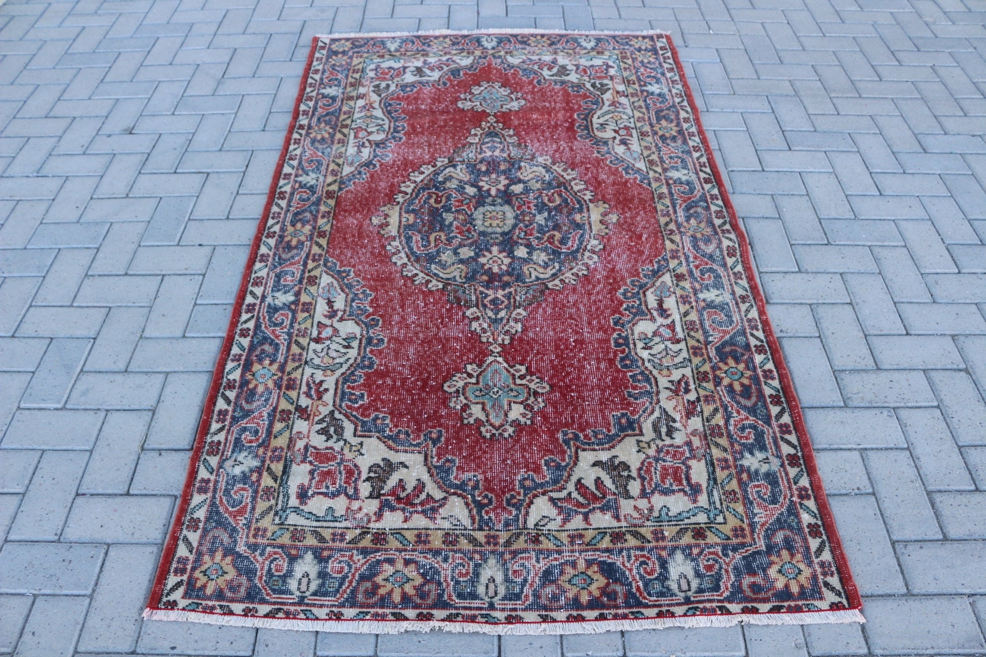 Vintage Decor Rug, Cool Rugs, Dining Room Rugs, Turkish Rug, Bedroom Rug, Red  4x6.6 ft Area Rugs, Moroccan Rugs, Vintage Rug