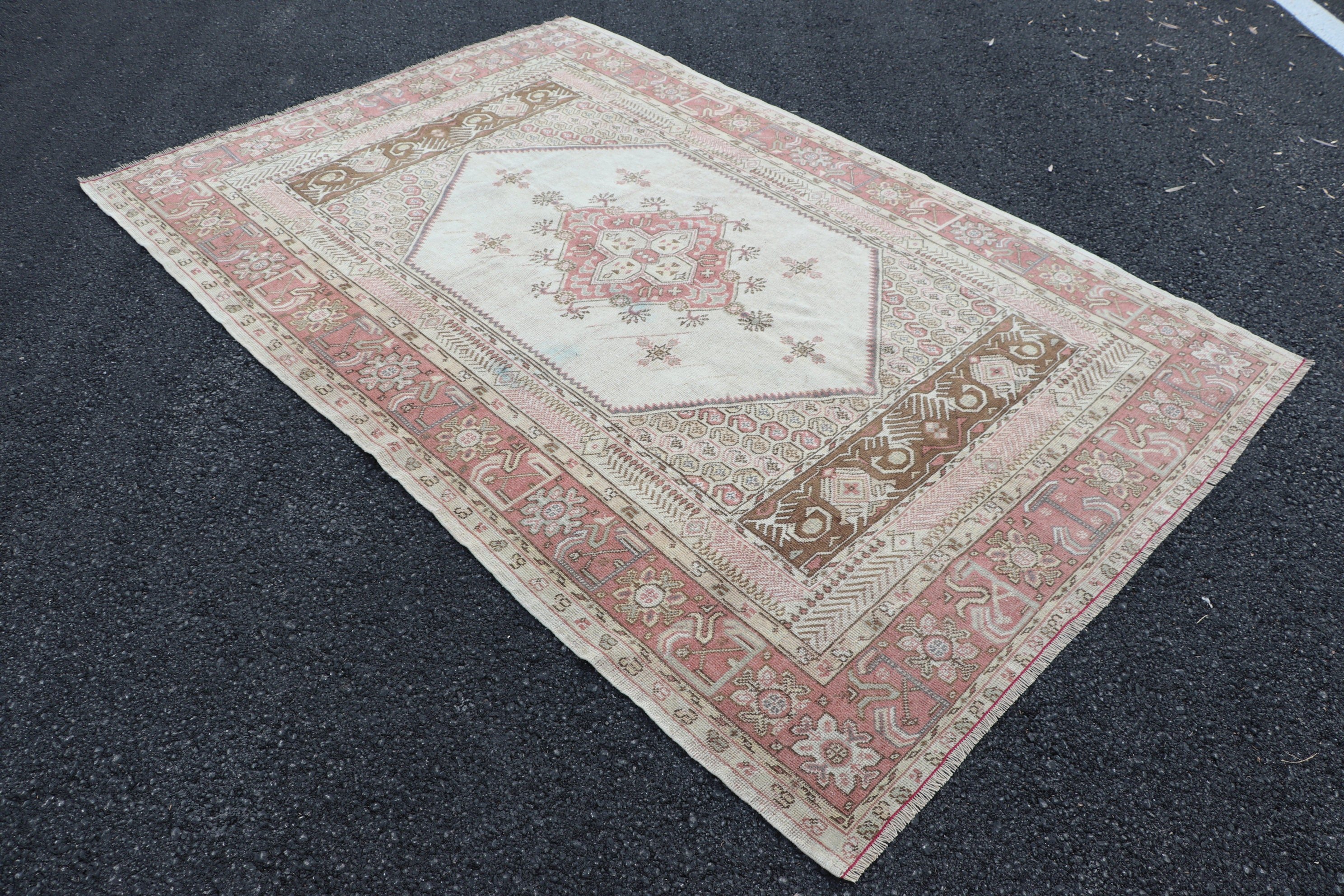 Oriental Rugs, 5.3x8.1 ft Large Rug, Bedroom Rugs, Antique Rug, Turkish Rugs, Vintage Rug, Dining Room Rug, Office Rugs, Pink Anatolian Rug