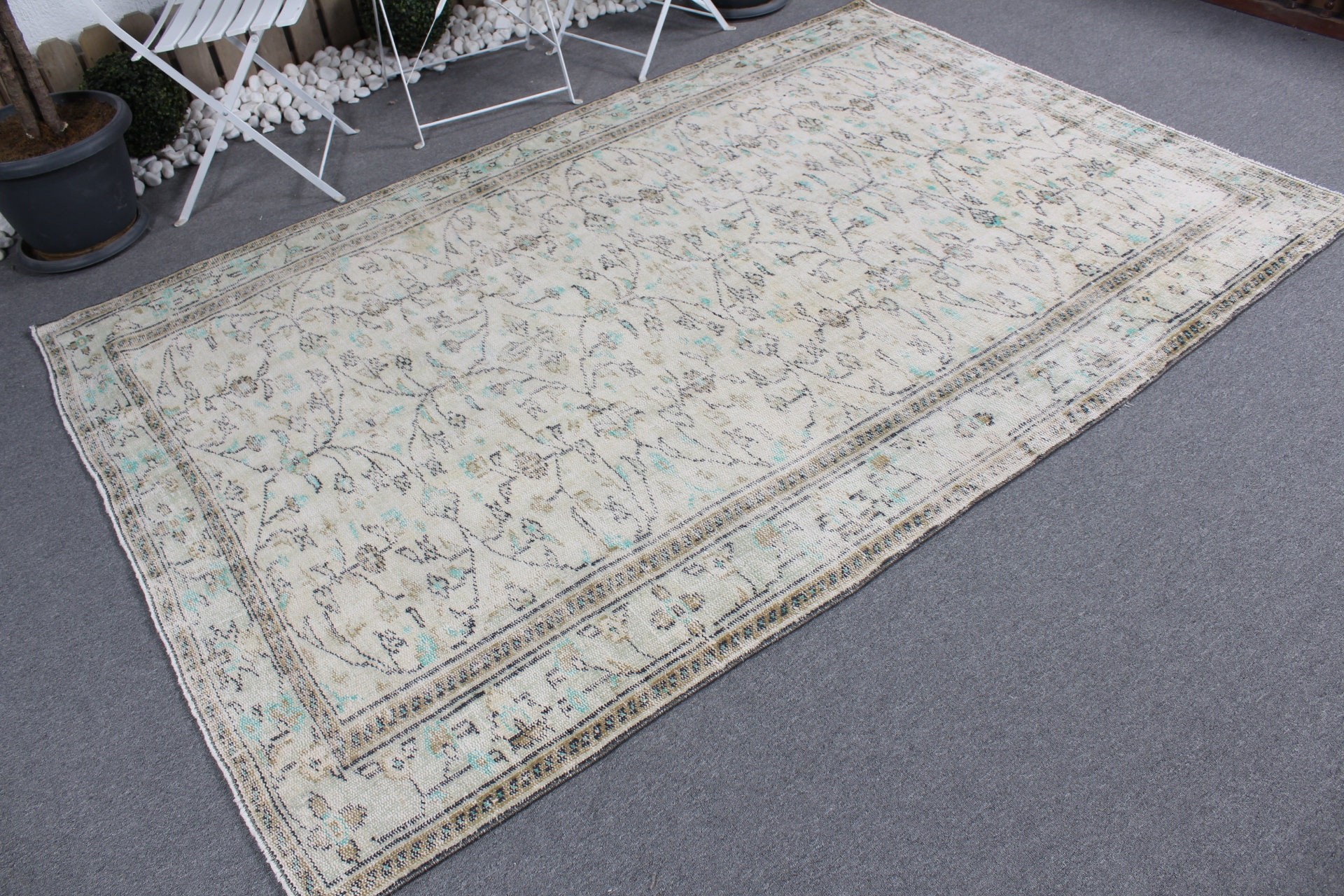 Vintage Halılar, Bej Havalı Halılar, Antika Halı, Anadolu Halıları, 5.5x8.2 ft Büyük Halı, Oturma Odası Halısı, Türk Halısı, Yatak Odası Halısı, Dekoratif Halı