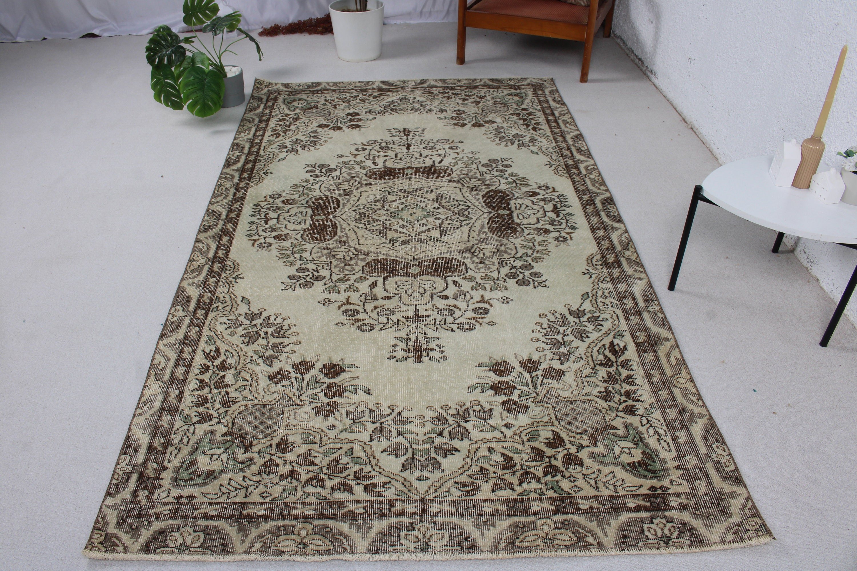 Cool Rugs, Oushak Area Rugs, Beige Moroccan Rug, Vintage Area Rug, Turkish Rugs, Floor Rug, Vintage Rugs, Moroccan Rug, 4.7x8.3 ft Area Rug