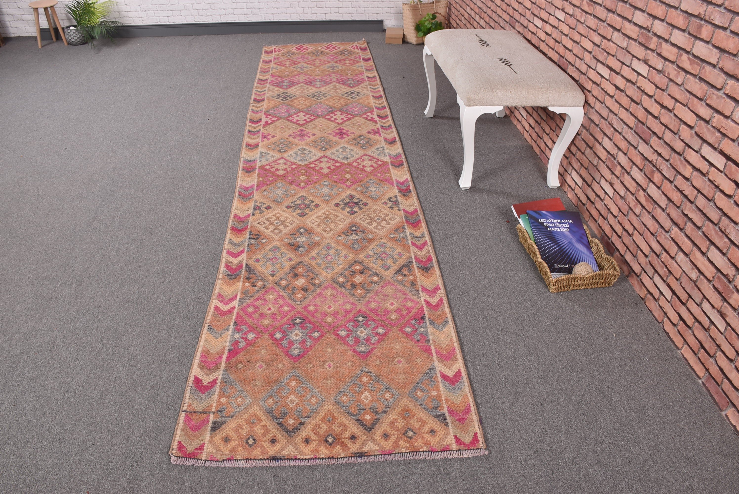 El Dokuma Halılar, 2.6x11.9 ft Runner Halı, Türk Halıları, Runner Halıları, Uzun Yolluk Halıları, Vintage Halı, Yatak Odası Halıları, Pembe Havalı Halı