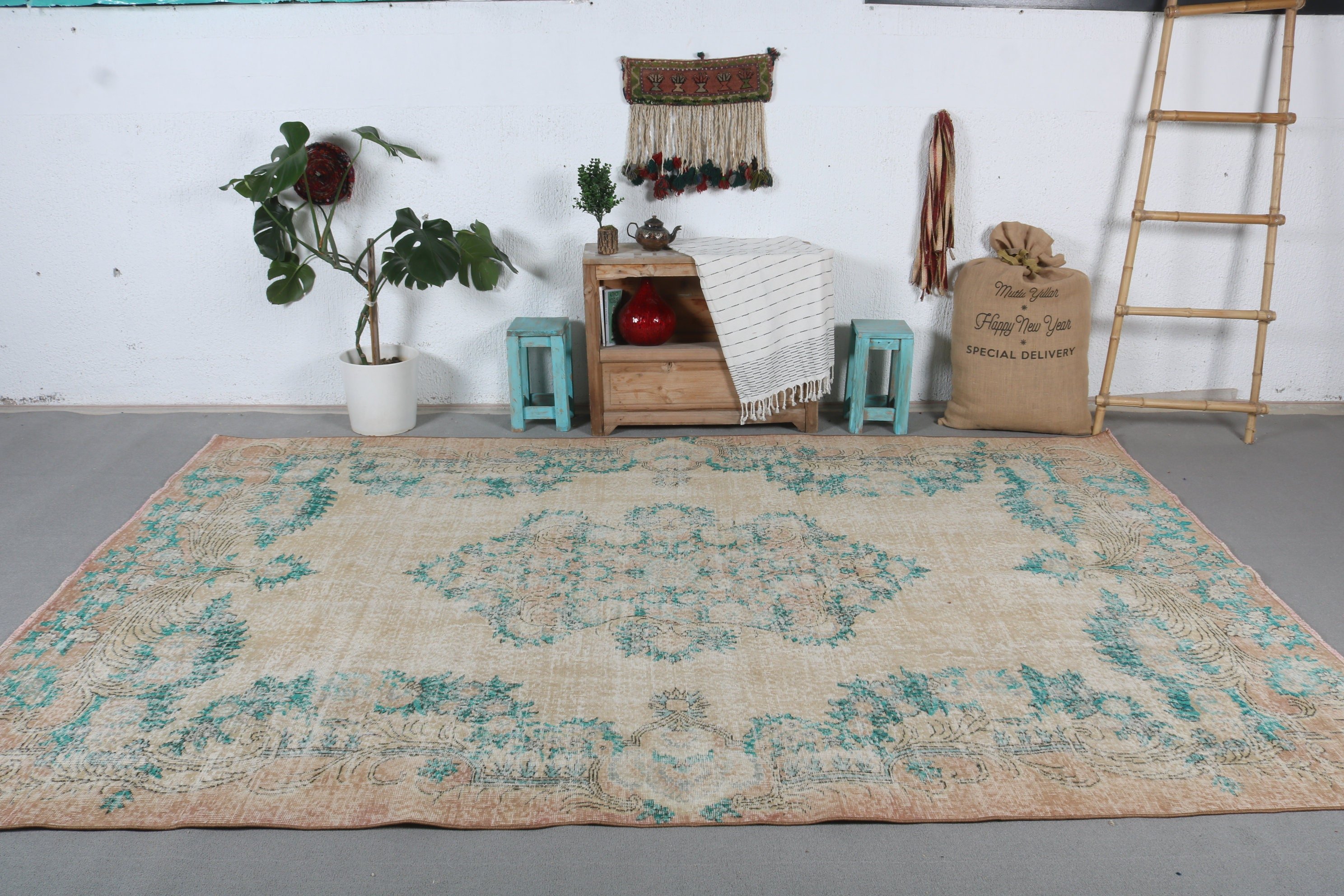 Salon Rugs, Green Home Decor Rug, Turkish Rugs, Vintage Rug, 6.7x10.5 ft Oversize Rug, Dining Room Rug, Old Rug, Antique Rug