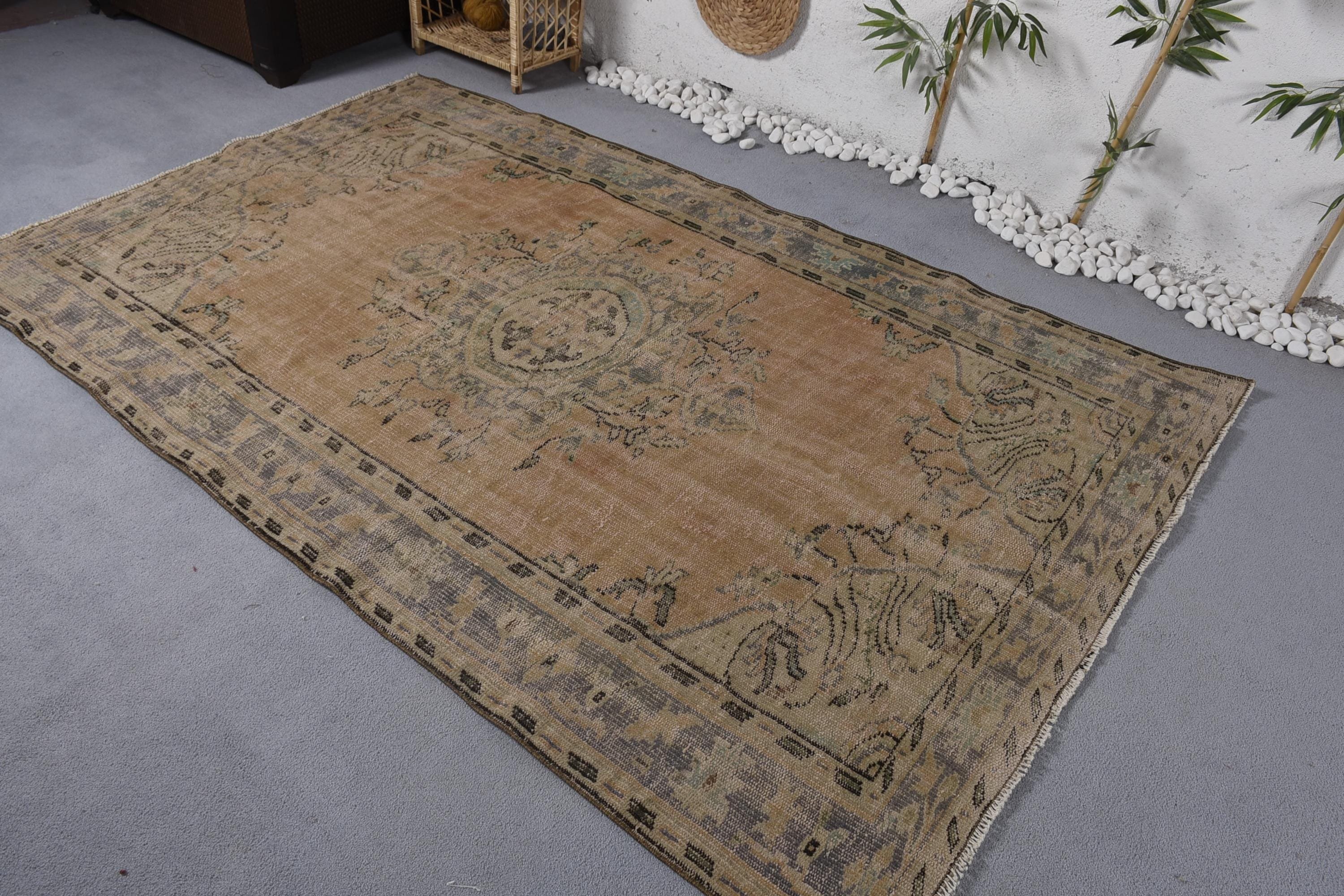 Salon Halıları, Vintage Halı, 5.2x8 ft Büyük Halılar, Büyük Oushak Halıları, Türk Halısı, Oushak Halıları, Turuncu Nötr Halı, Etnik Halı