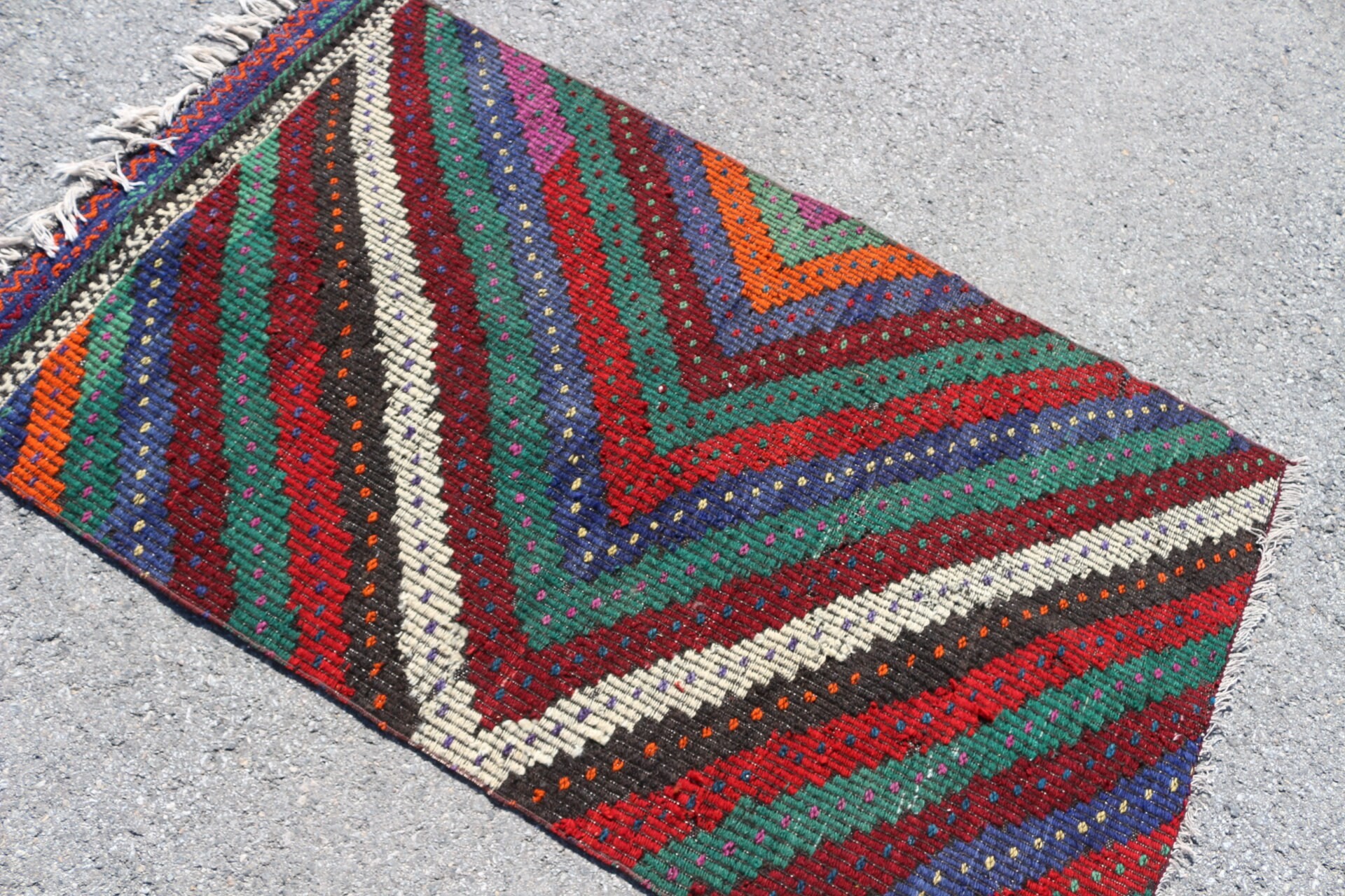 Yatak odası Kilim, Türk Kilim, Ev Kilim, 91x160 cm Antre Kilim, Mutfak Kilim, Giriş Kilim, Mutfak Kilim, Anadolu Kilim, Siyah Uşak Kilim