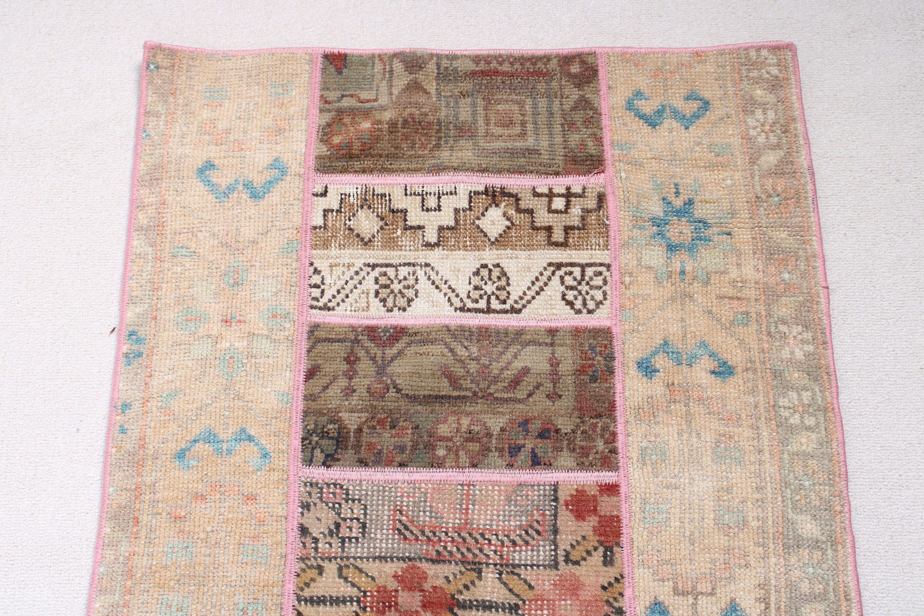 Vintage Halı, Bej Fas Halıları, Türk Halısı, Giriş Halısı, 2,2x4 ft Küçük Halı, Lüks Halılar, Küçük Boho Halıları, Banyo Halısı, Modern Halılar