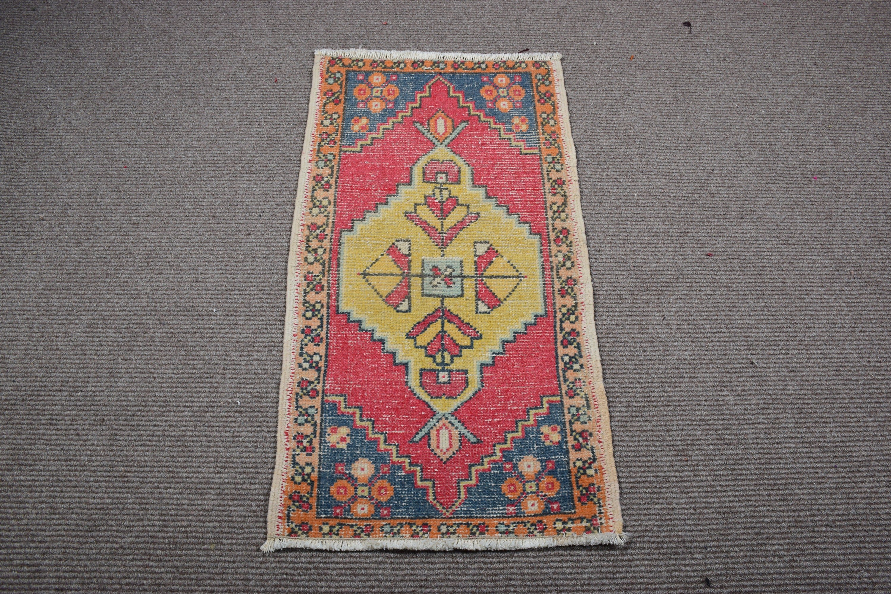 Etnik Halılar, Küçük Vintage Halılar, Vintage Halılar, Sarı Oryantal Halı, Düz Dokuma Halı, Türk Halıları, Açıklama Halıları, 1,6x3,1 ft Küçük Halılar