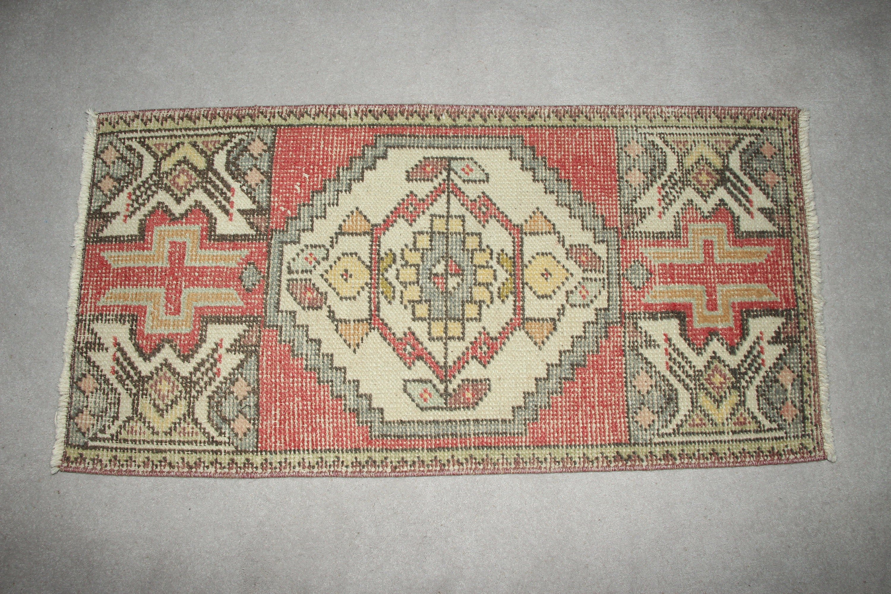 Banyo Halı, Duvar Halı, Pempe Zemin Halı, 48x96 cm Küçük Halı, Türk Halı, Anadolu Halı, Banyo Halı, Banyo Halı, Duvar Halı, Ev Halı