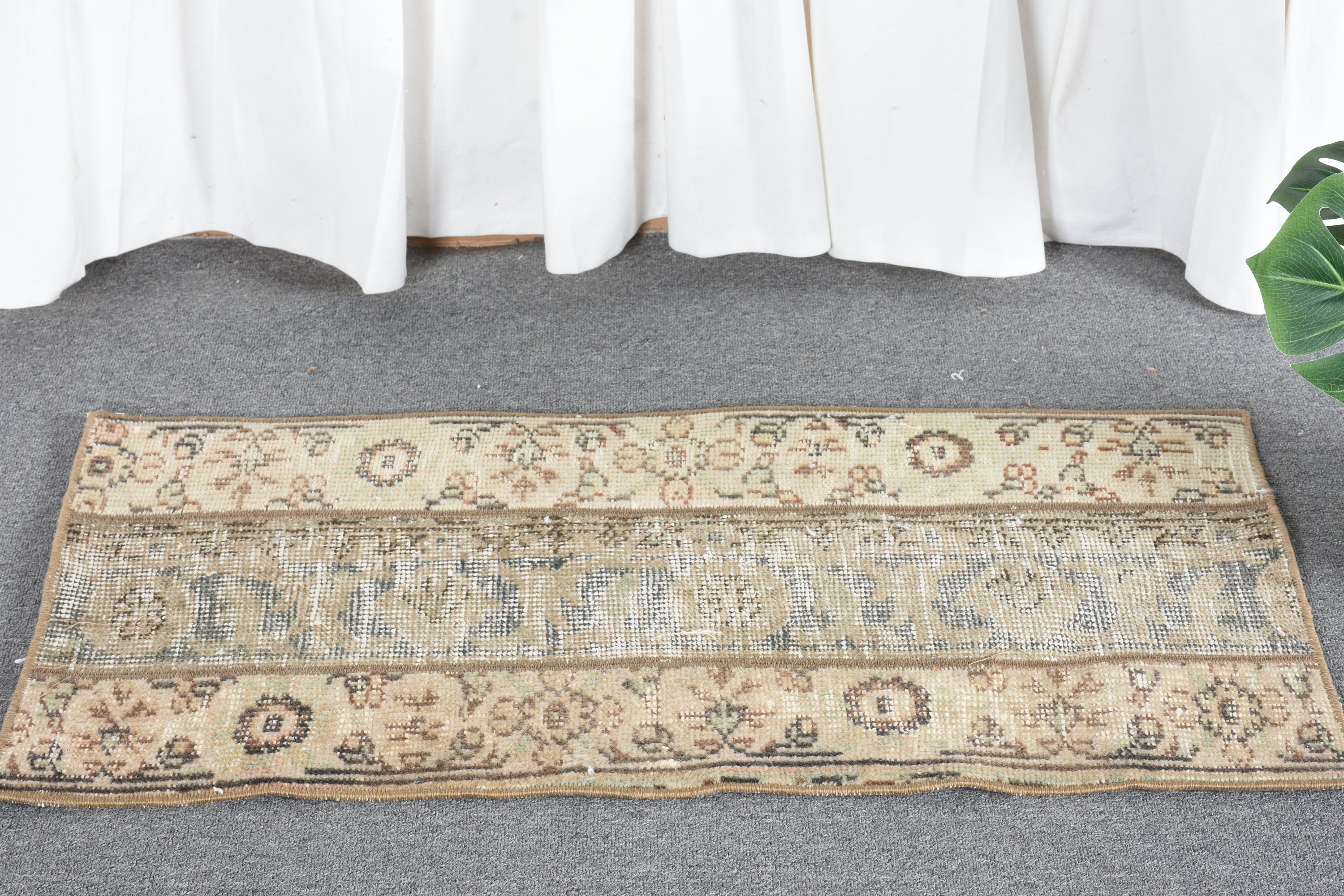 Vintage Halılar, Yer Halıları, 1,5x3 ft Küçük Halılar, Kahverengi Mutfak Halıları, Yatak Odası Halıları, Banyo Halıları, Antika Halı, Türk Halısı, Mutfak Halıları