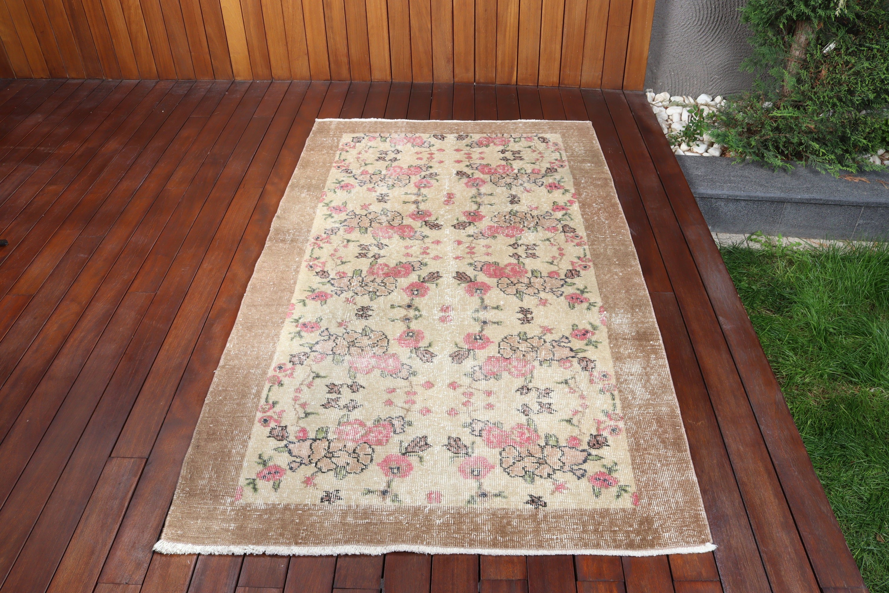 Havalı Halı, Dekoratif Halılar, 3,7x6,4 ft Vurgulu Halı, Bej Mutfak Halıları, Türk Halıları, Vintage Halı, Geometrik Halılar, Estetik Halı, Giriş Halısı