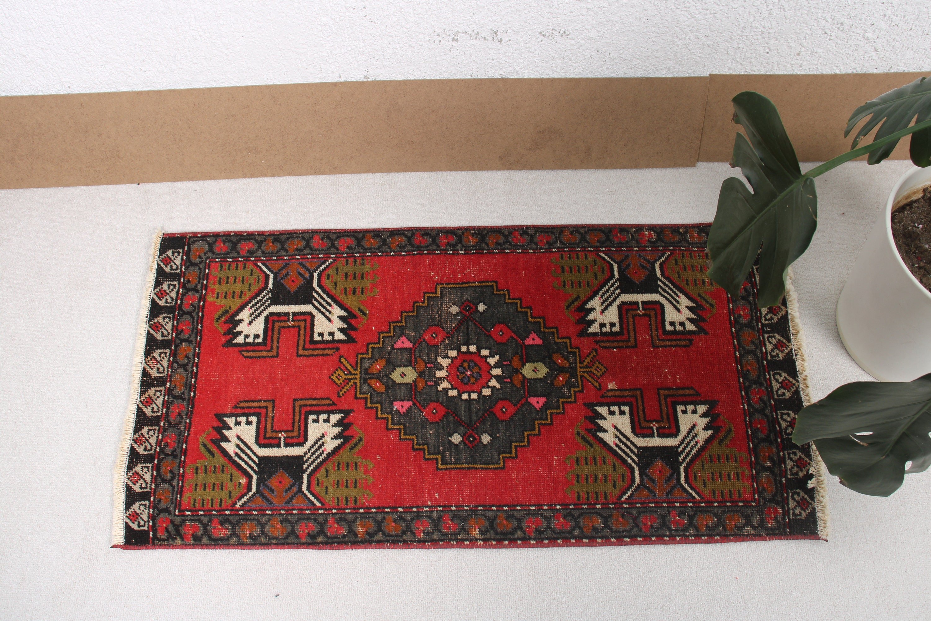 Small Vintage Rug, Vintage Rugs, Car Mat Rugs, Red Kitchen Rug, Turkish Rugs, Modern Rug, 1.8x3.3 ft Small Rug, Floor Rug, Luxury Rugs