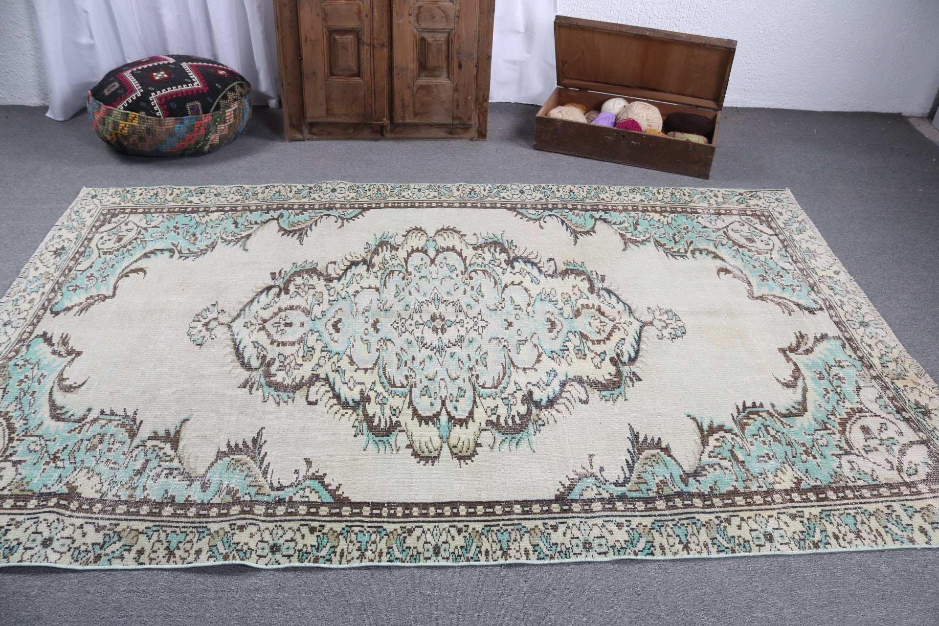 Yeşil Geometrik Halılar, Türk Halısı, Açıklama Halıları, Salon Halısı, Vintage Halı, 5.6x8.8 ft Büyük Halı, Büyük Oushak Halıları, El Dokuma Halılar