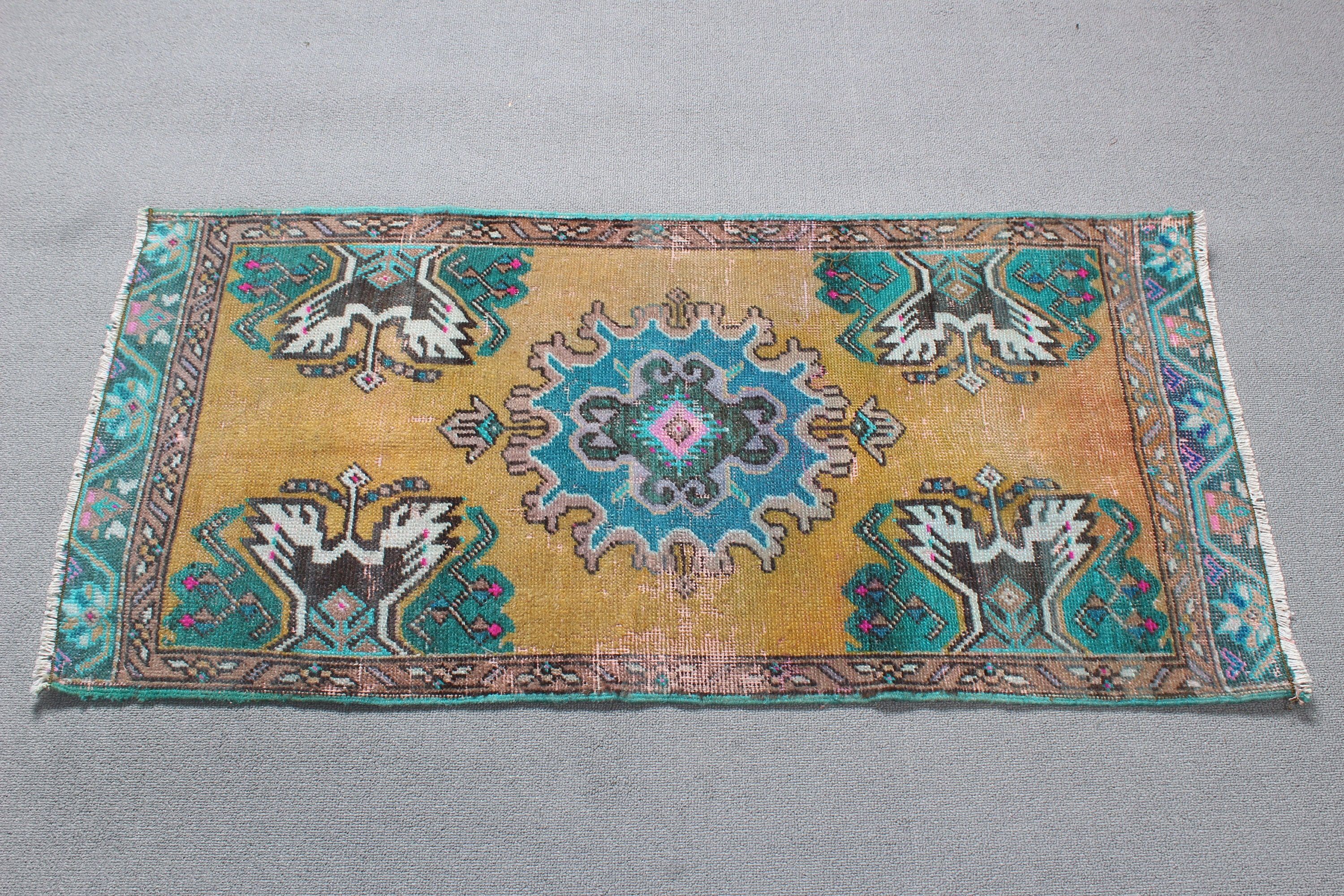 Sarı Nötr Halı, Küçük Alan Halıları, Antika Halı, Türk Halıları, Vintage Halılar, 1.7x3.6 ft Küçük Halı, Banyo Halısı, Düz Dokuma Halı, Dış Mekan Halıları