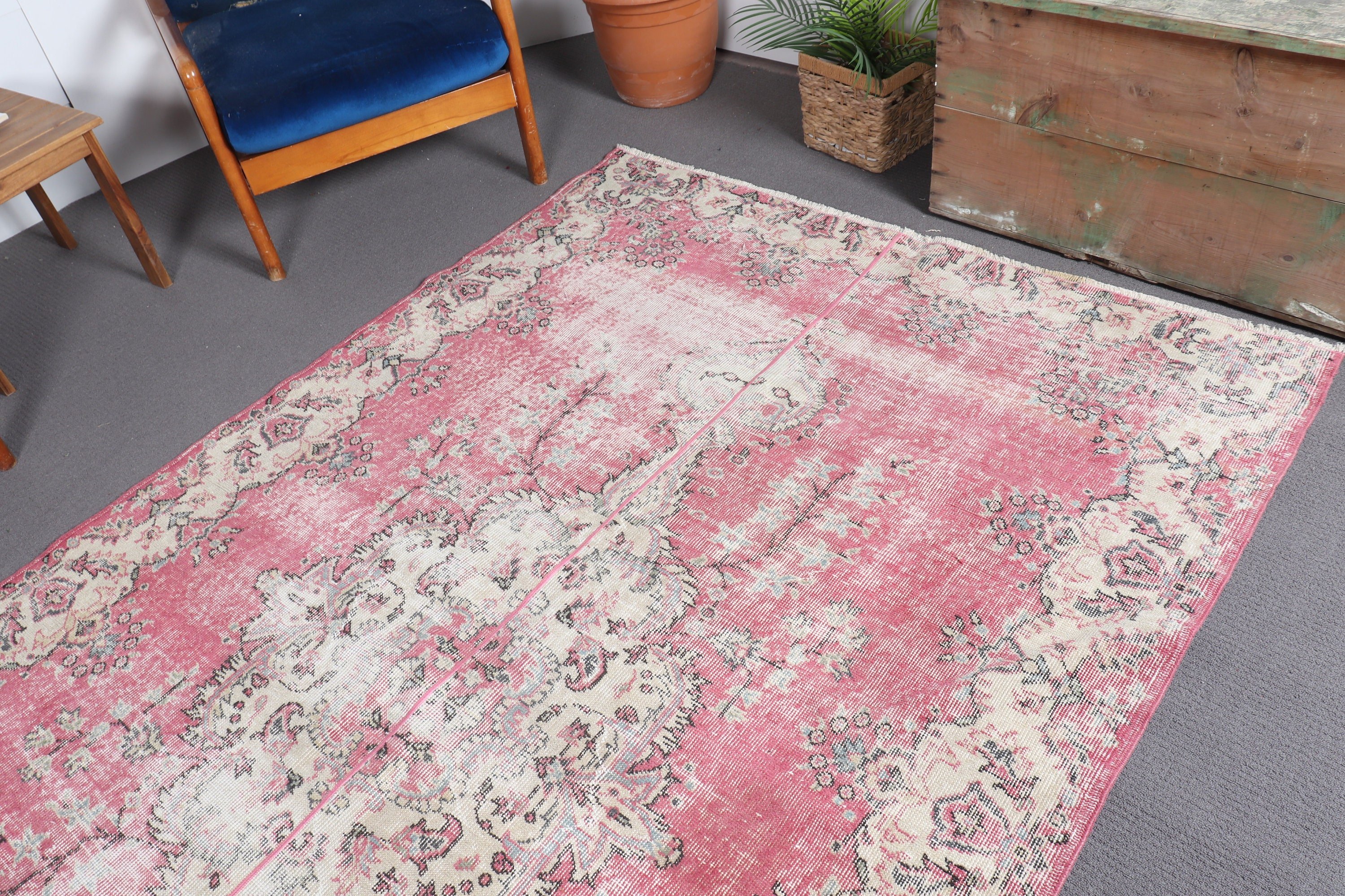 Anatolian Rug, Salon Rugs, 5.2x8.6 ft Large Rug, Vintage Rugs, Kitchen Rug, Pink Kitchen Rug, Bedroom Rug, Rugs for Bedroom, Turkish Rugs