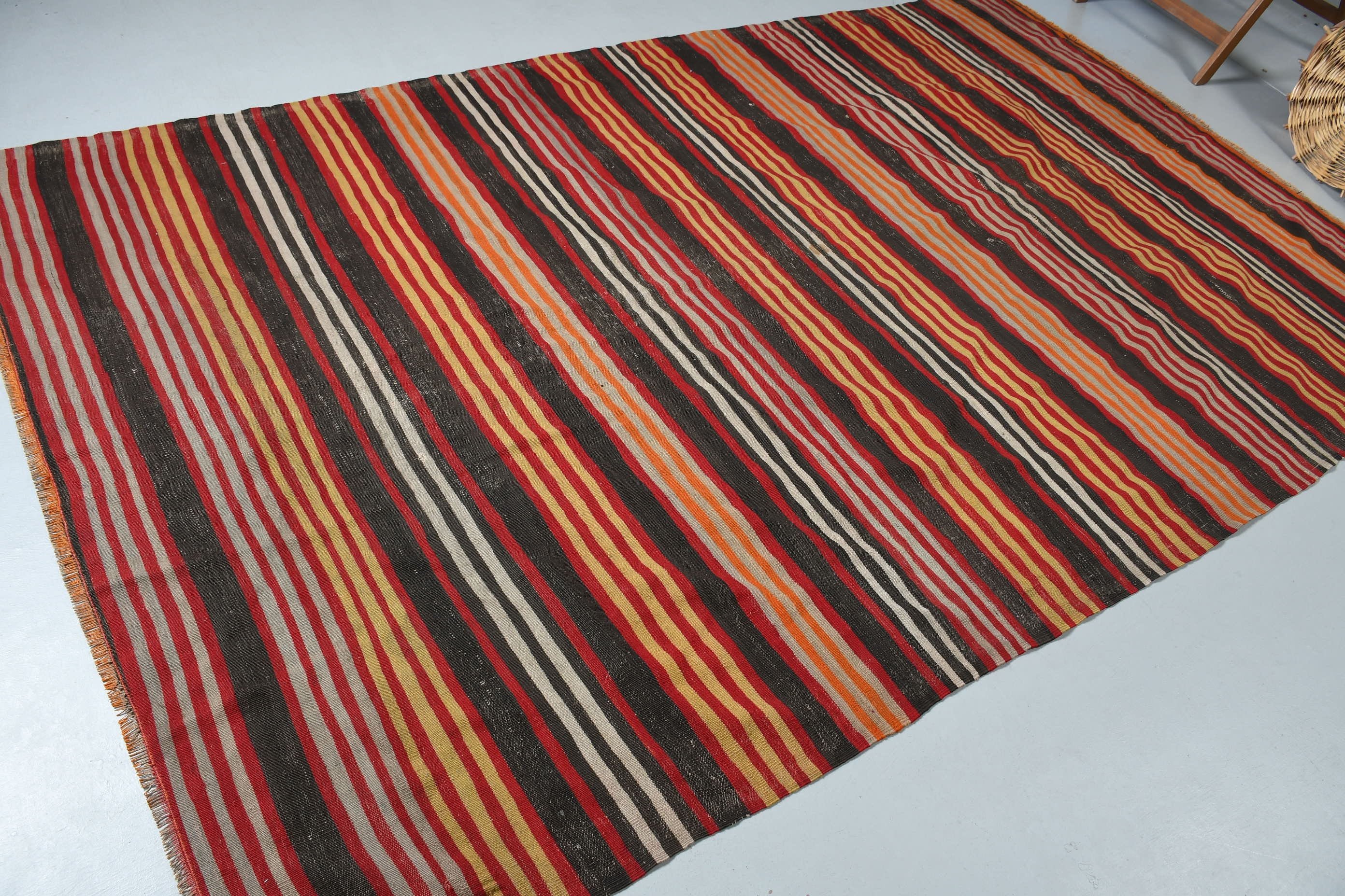 Türk Kilim, Salon Kilim, Siyah Zemin Kilim, Uşak Kilim, Yatak odası Kilim, 180x287 cm Salon Kilim, Yatak odası Kilim, Oturma odası Kilim