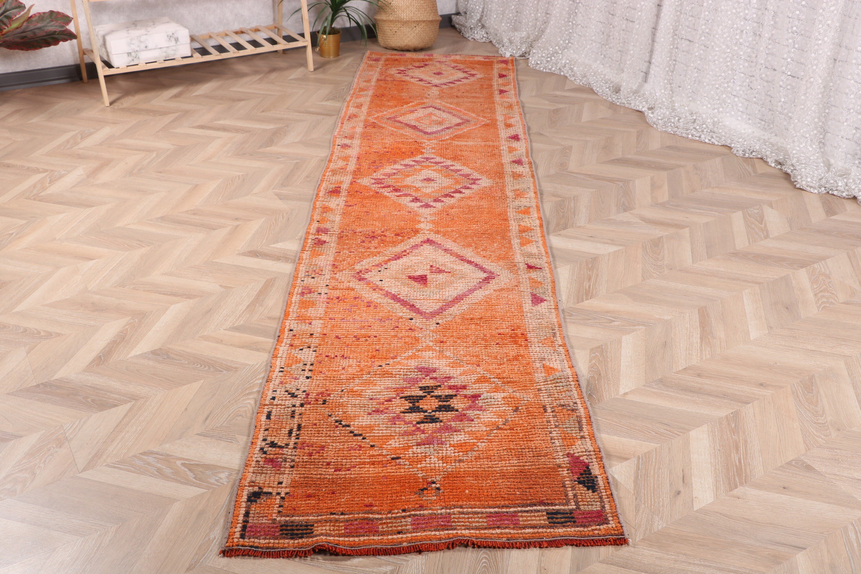 Pembe Fas Halıları, Açıklama Halıları, Mutfak Halısı, Türk Halıları, Kabile Halıları, Vintage Halılar, 2,5x11,8 ft Runner Halısı, Modern Halılar, Koridor Halıları