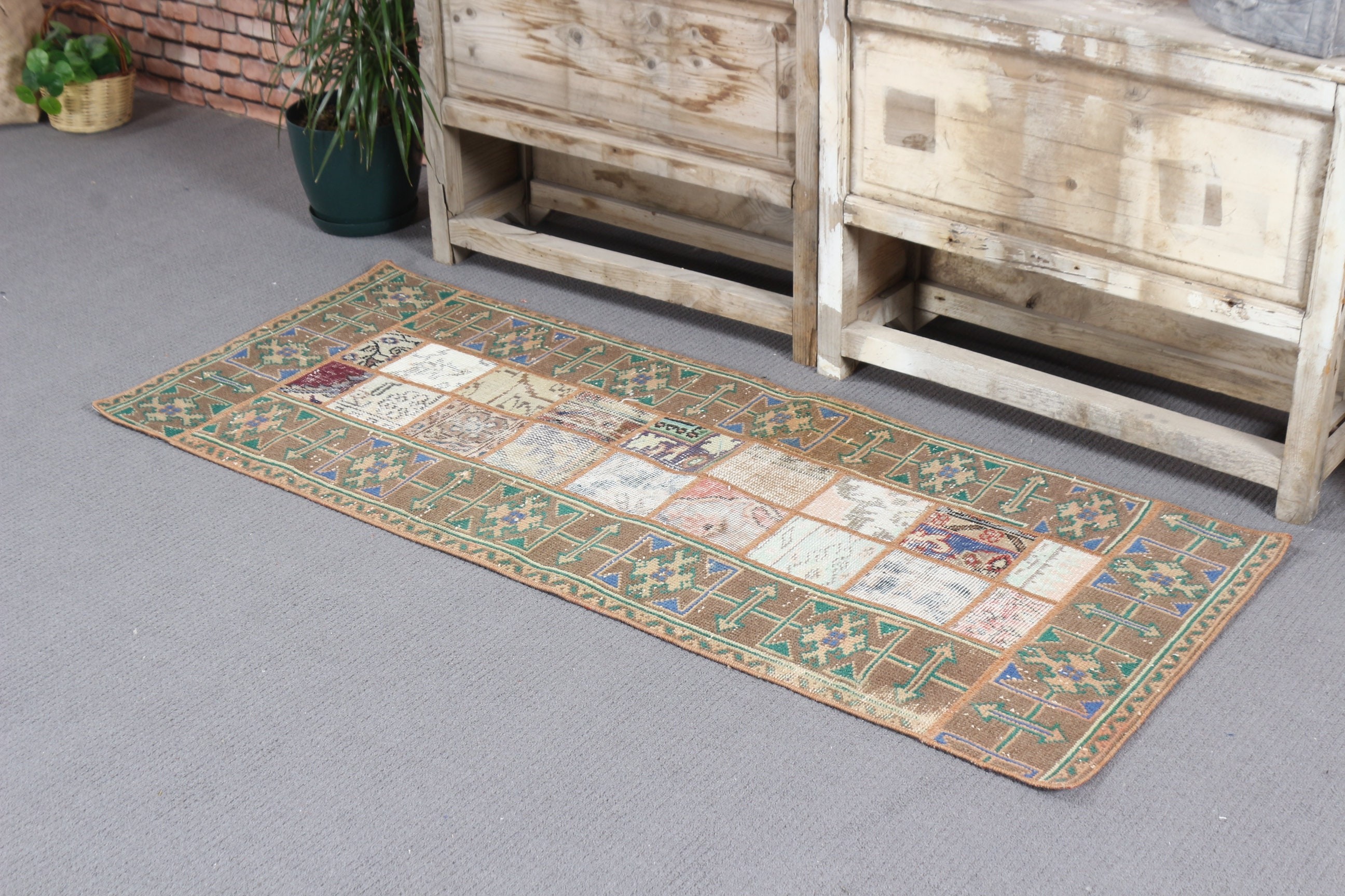 Vintage Halı, 2.1x5.4 ft Runner Halı, Oryantal Halılar, Türk Halısı, Merdiven Halıları, Soğuk Halı, Kahverengi Soğuk Halı, Sanat Halısı, Merdiven Halıları, Koridor Halıları