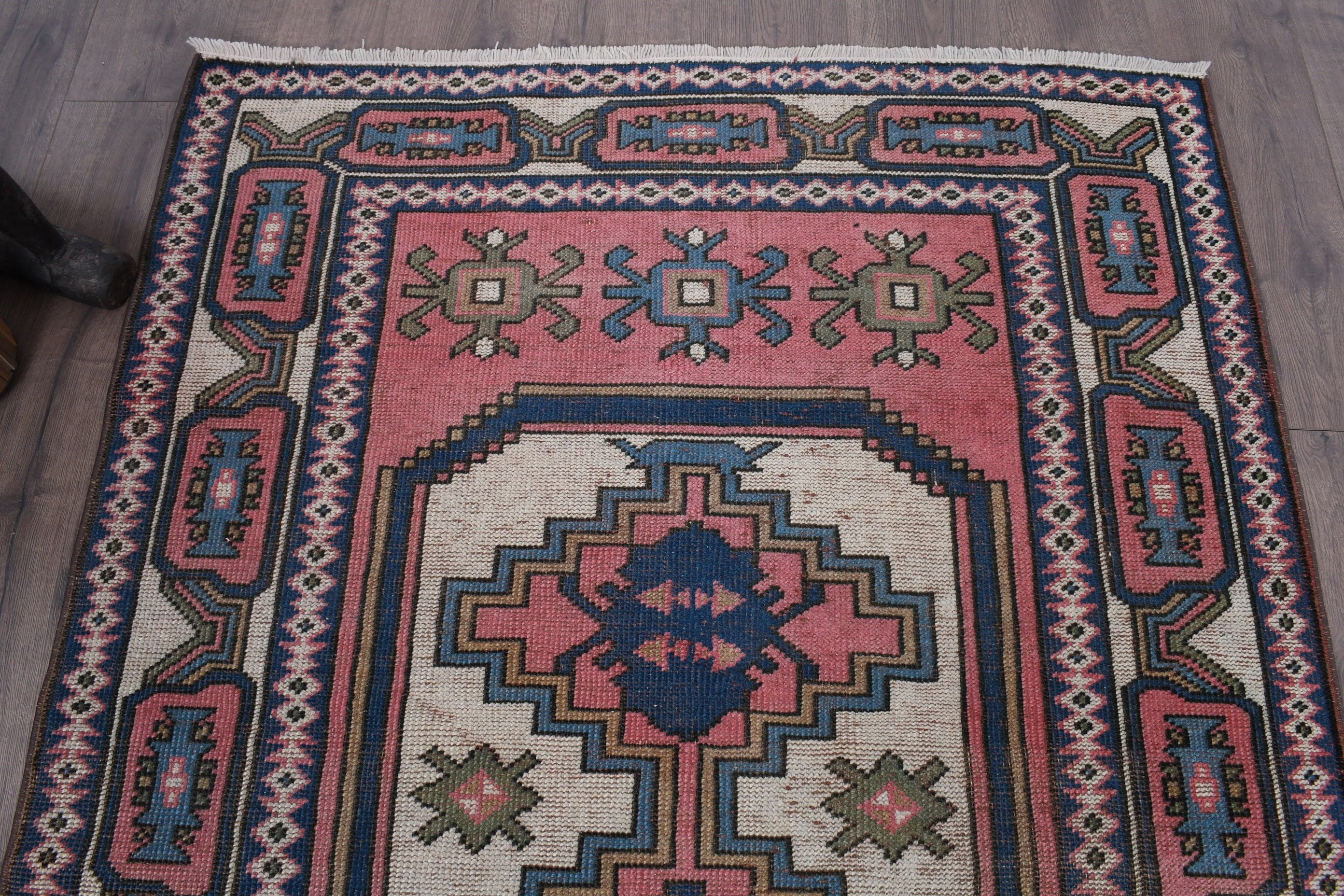 4x6.6 ft Alan Halısı, Vintage Halılar, Yemek Odası Halıları, Çocuk Halısı, Oushak Halıları, Pembe Antika Halı, Pastel Halılar, Türk Halıları